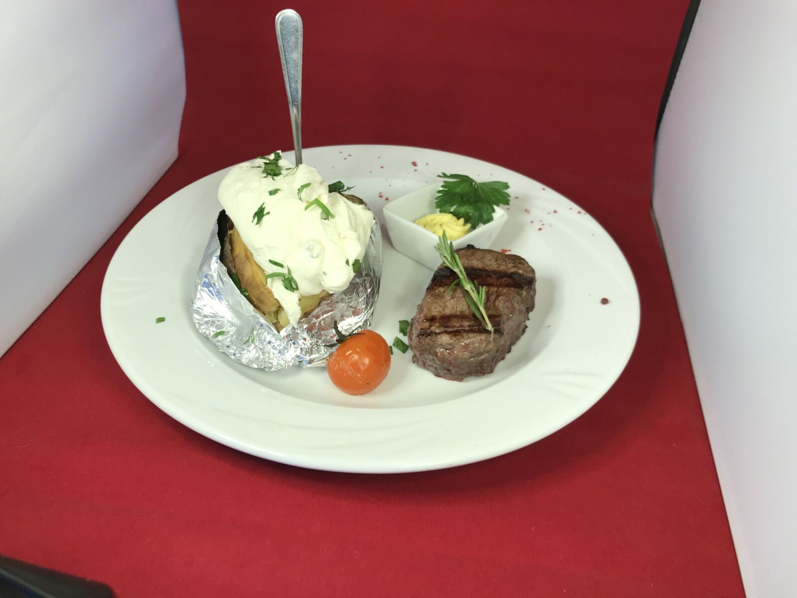 iPhone 7 back camera 3.99mm f/1.8 sample photo. Baked potato, steak, beef photography