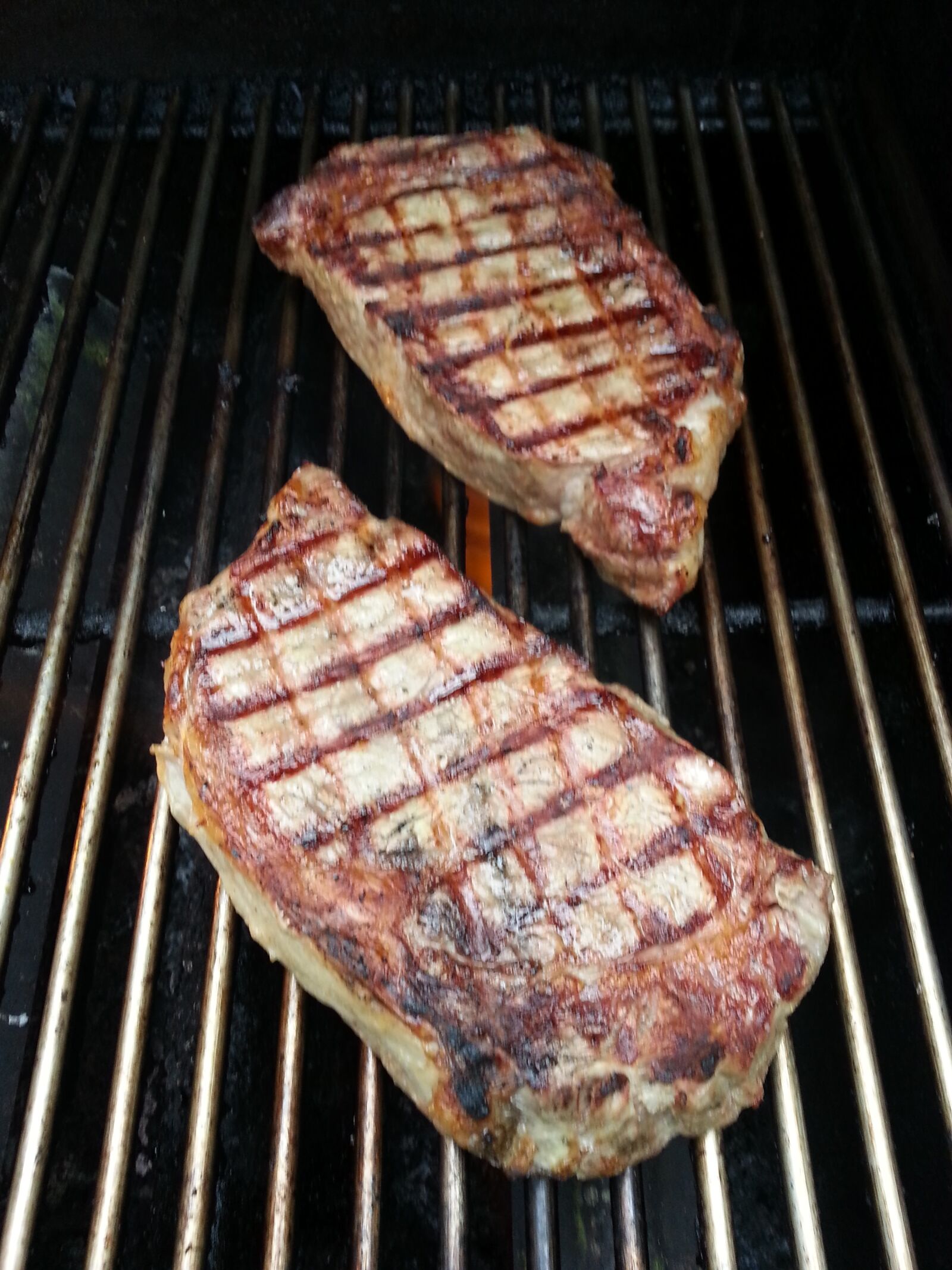 Samsung Galaxy Note2 sample photo. Steak, grill marks, meat photography