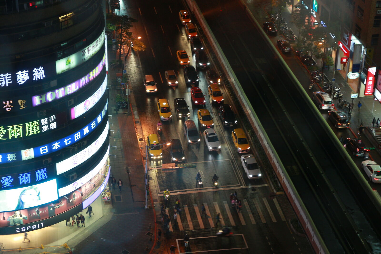 Canon EOS M sample photo