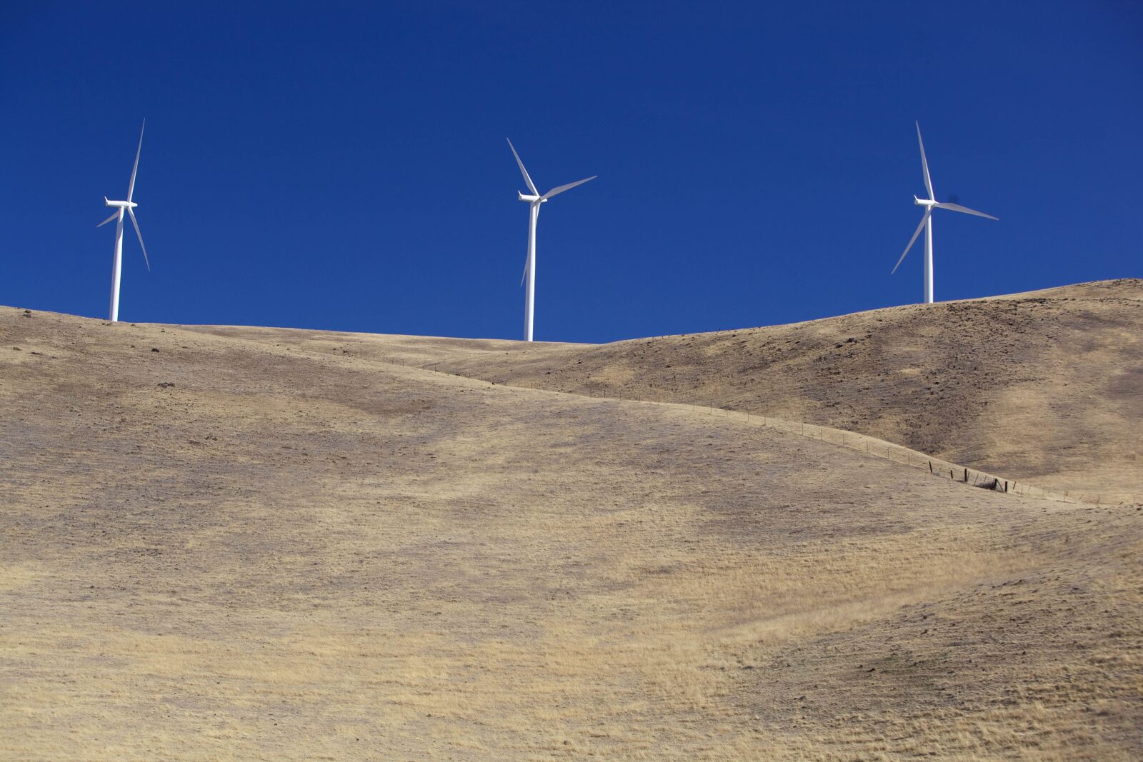 Canon EOS 5D Mark II sample photo. Few, wind turbines photography