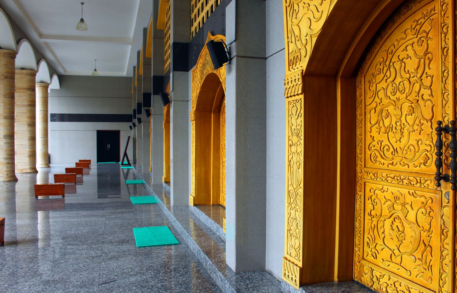 Canon EOS 700D (EOS Rebel T5i / EOS Kiss X7i) sample photo. Islam, religion, the mosque photography