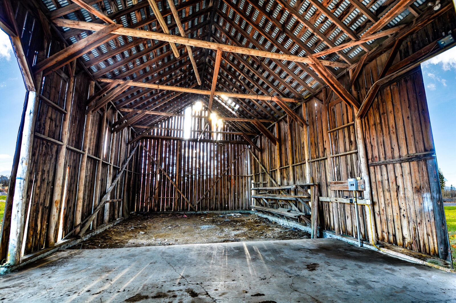 Nikon D5200 sample photo. Rustic, barn, wood photography