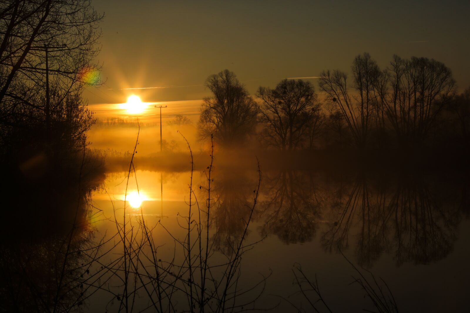 Canon EF 24-105mm F4L IS USM sample photo. Evening, lake, water photography