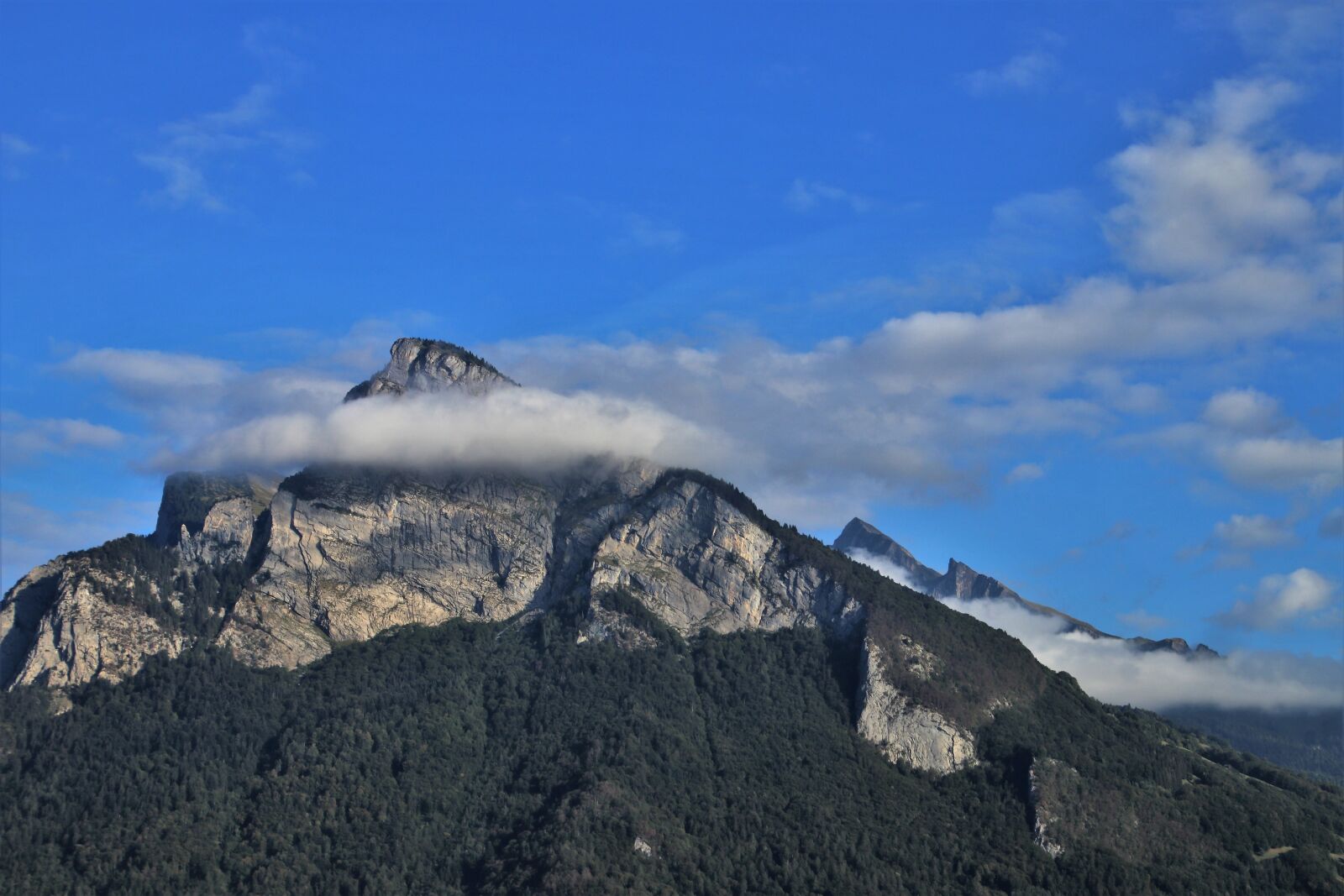 Canon EOS 80D sample photo. Top, mountains, mountain photography