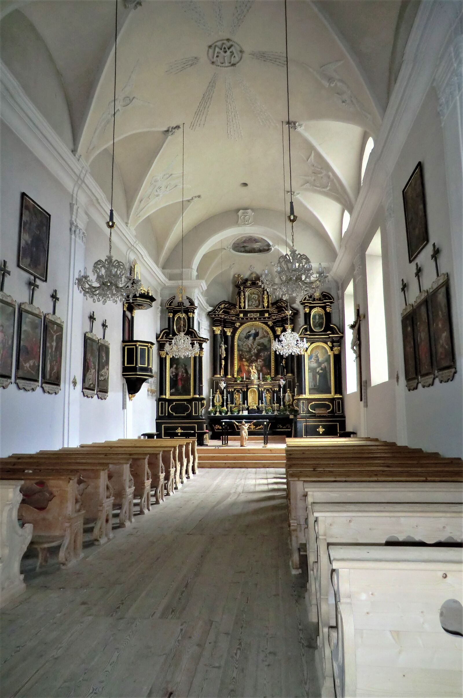 CASIO EX-H5 sample photo. Altar, interior, old church photography