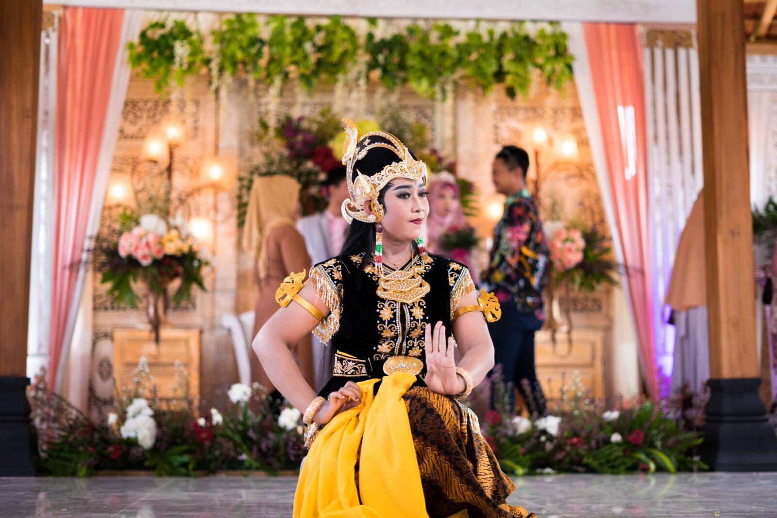 Sony FE 50mm F1.8 sample photo. Traditional, dance, indonesian dance photography