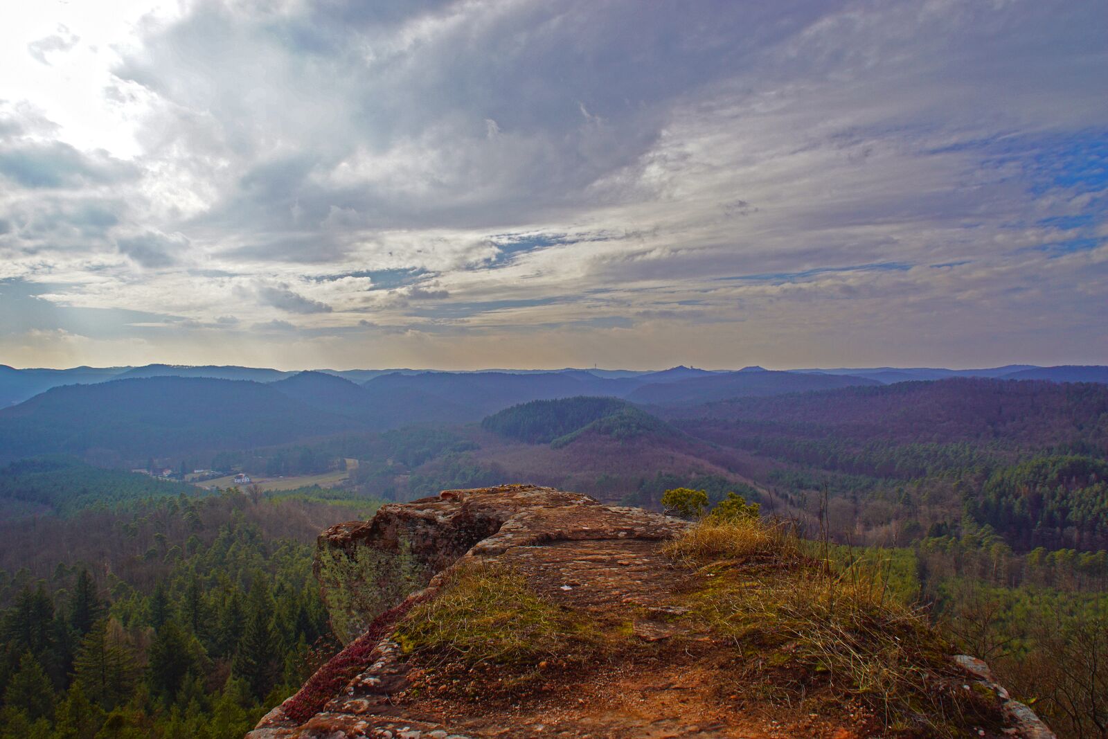 Sony SLT-A68 + Sony DT 18-200mm F3.5-6.3 sample photo. Ruin, panoramic views, vosges photography