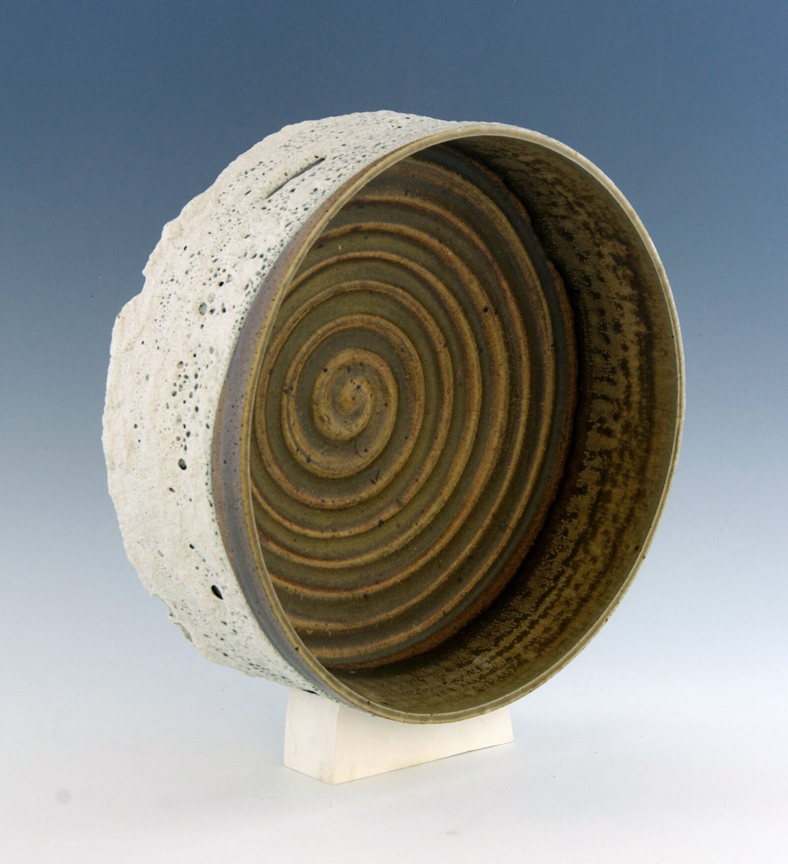 Nikon D200 sample photo. Ceramic, sculpture, clay photography