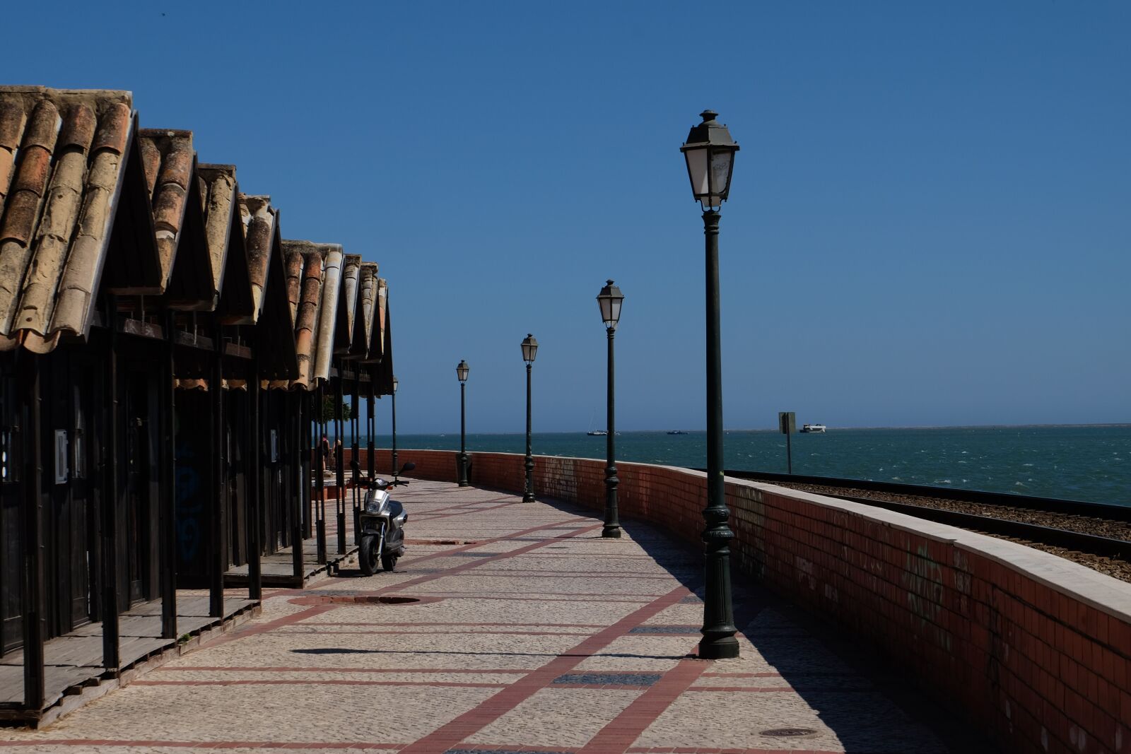 Fujifilm XC 16-50mm F3.5-5.6 OIS II sample photo. Faro, portugal, algarve photography