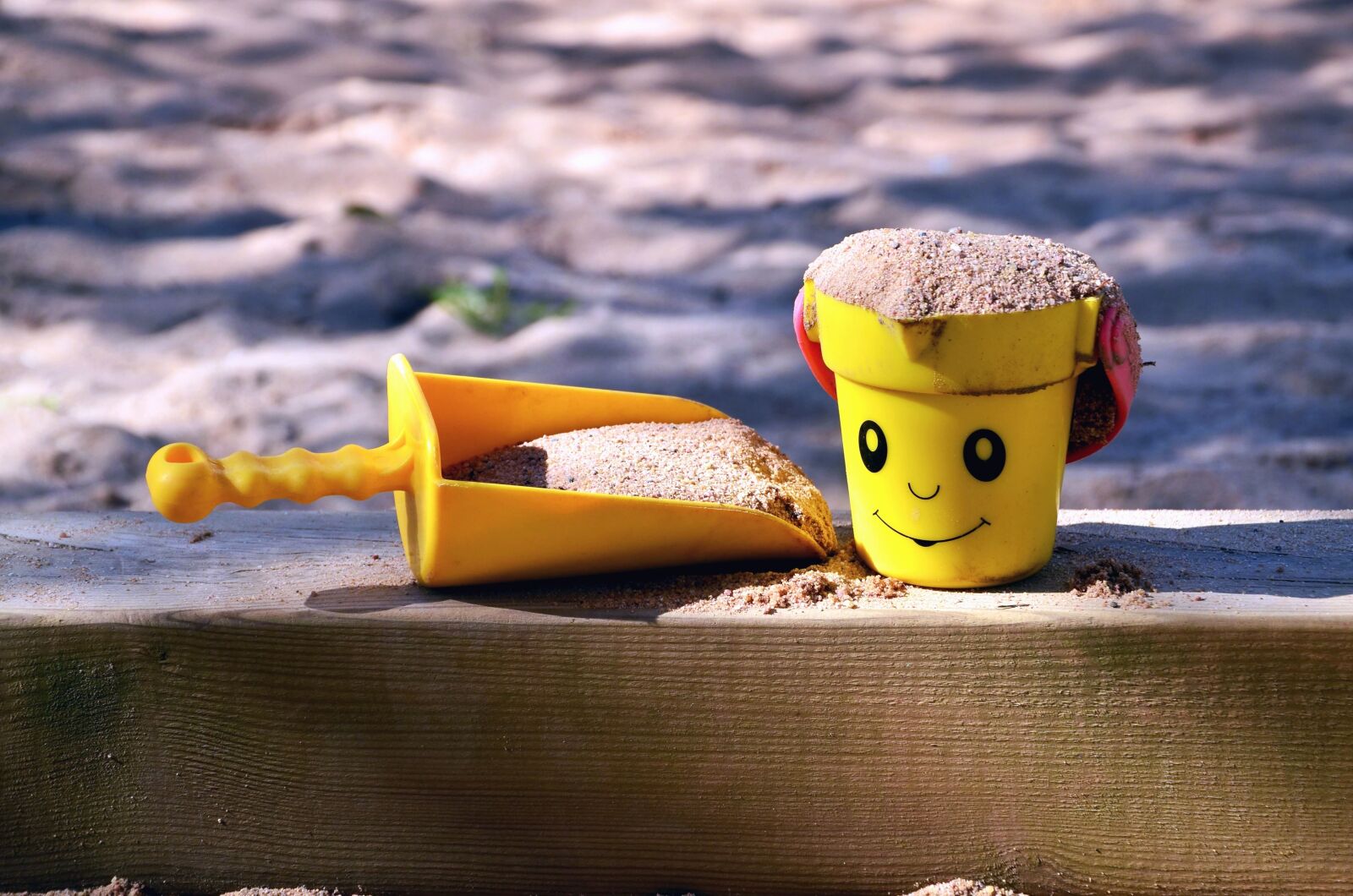 Nikon D5100 sample photo. Pail, shovel, sand, toys photography