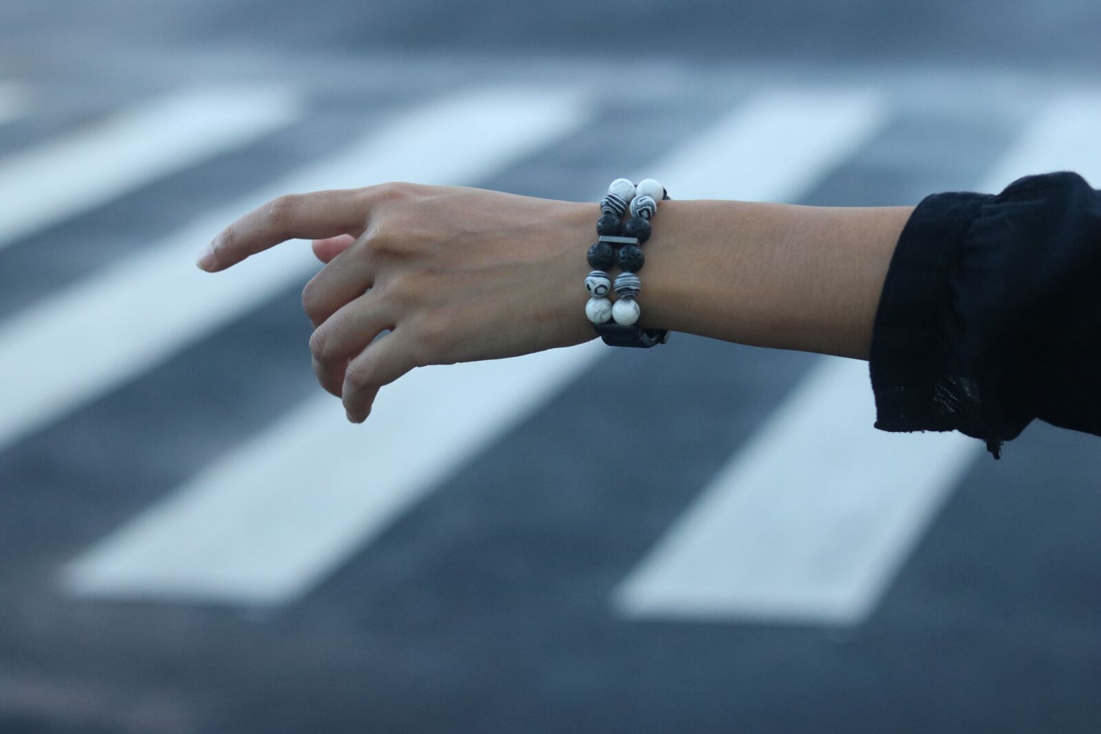 Canon EOS 750D (EOS Rebel T6i / EOS Kiss X8i) sample photo. Watches, amalgam watches, fashion photography