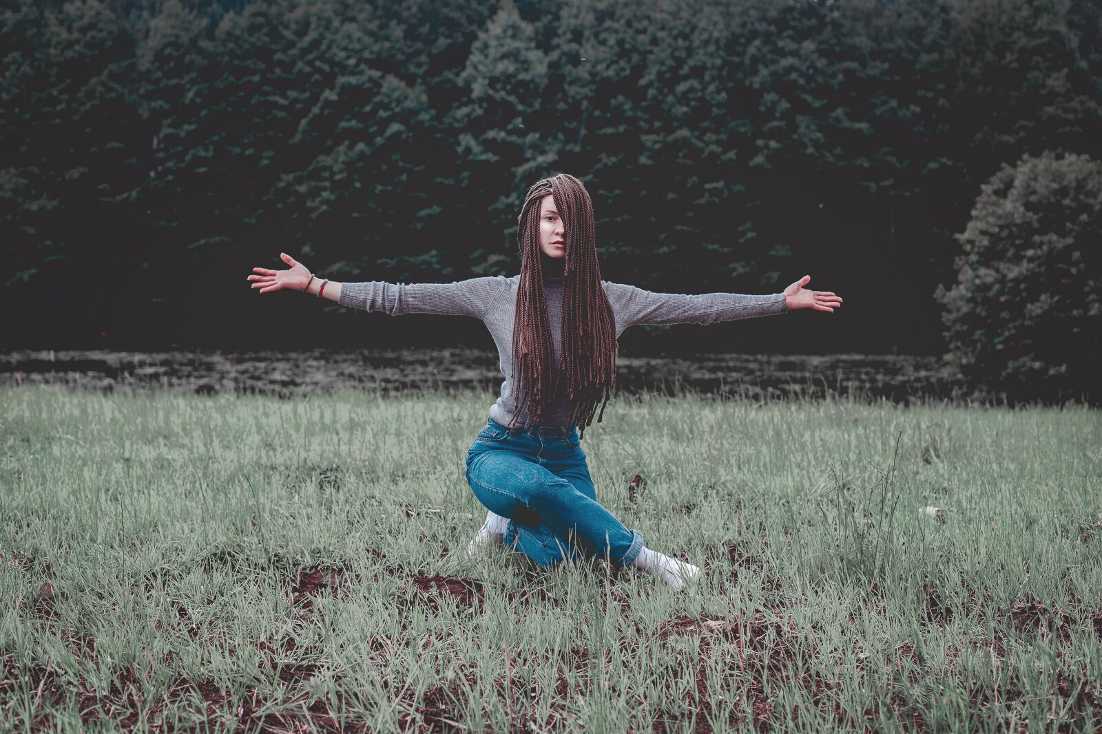 Canon EOS 6D + Canon EF 50mm F1.4 USM sample photo. Girl, forest, vintage photography