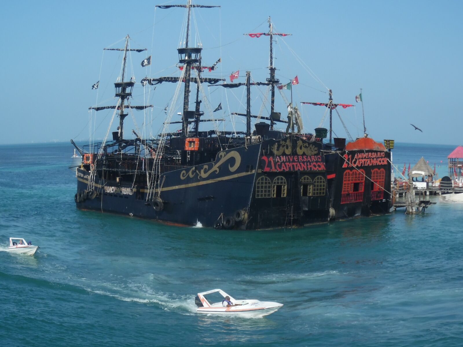 Samsung WB35F/WB36F/WB37F sample photo. Boat, pirate, sea photography