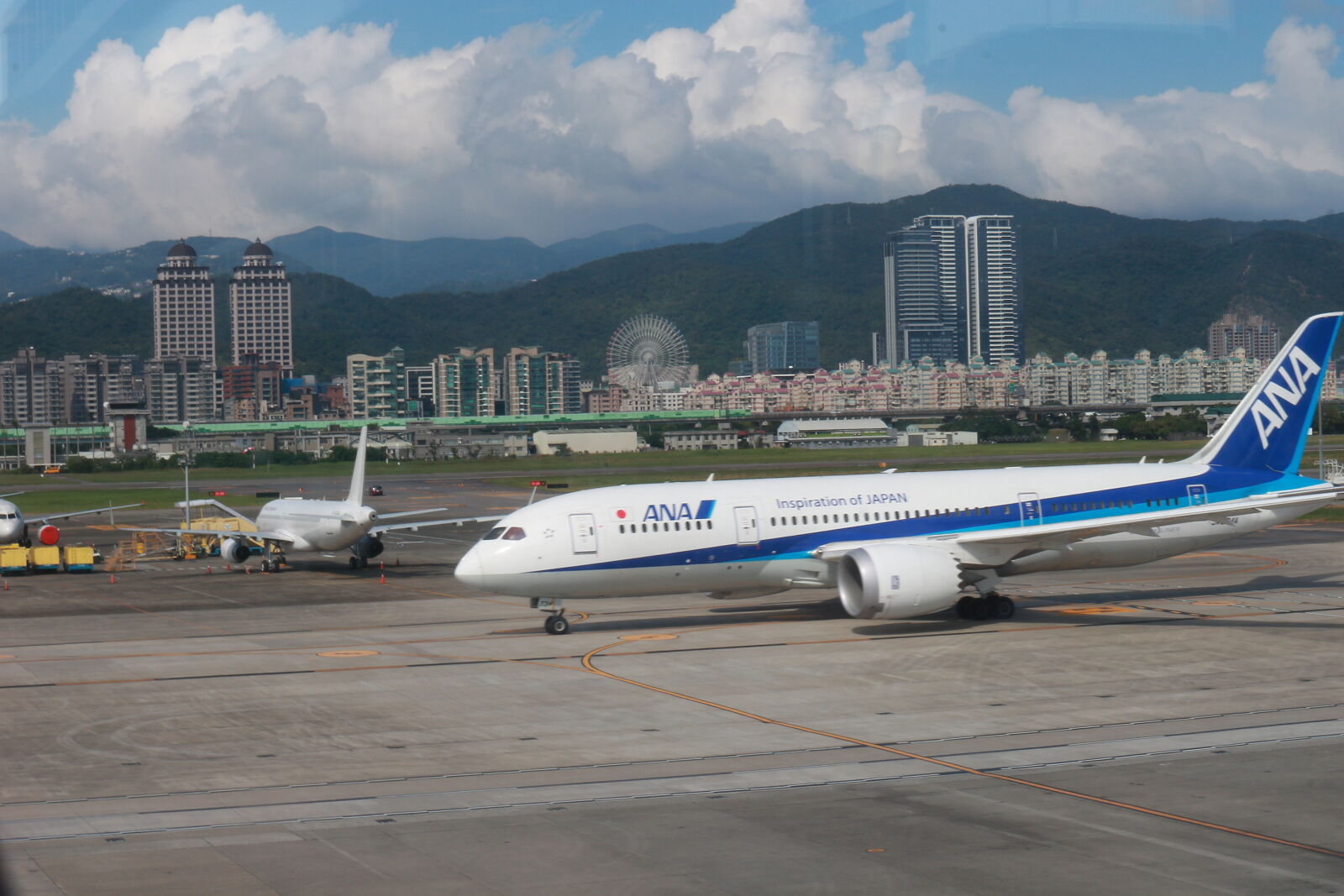 Canon EOS M sample photo