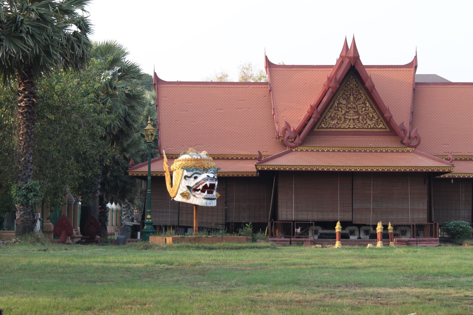 Canon EOS 4000D (EOS Rebel T100 / EOS 3000D) sample photo. Cambodia, museum, landmark photography