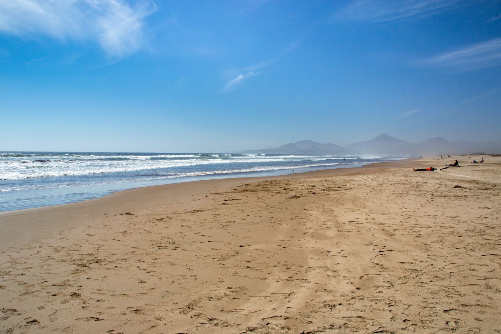 Nikon D3100 sample photo. Beach, sand, sky photography