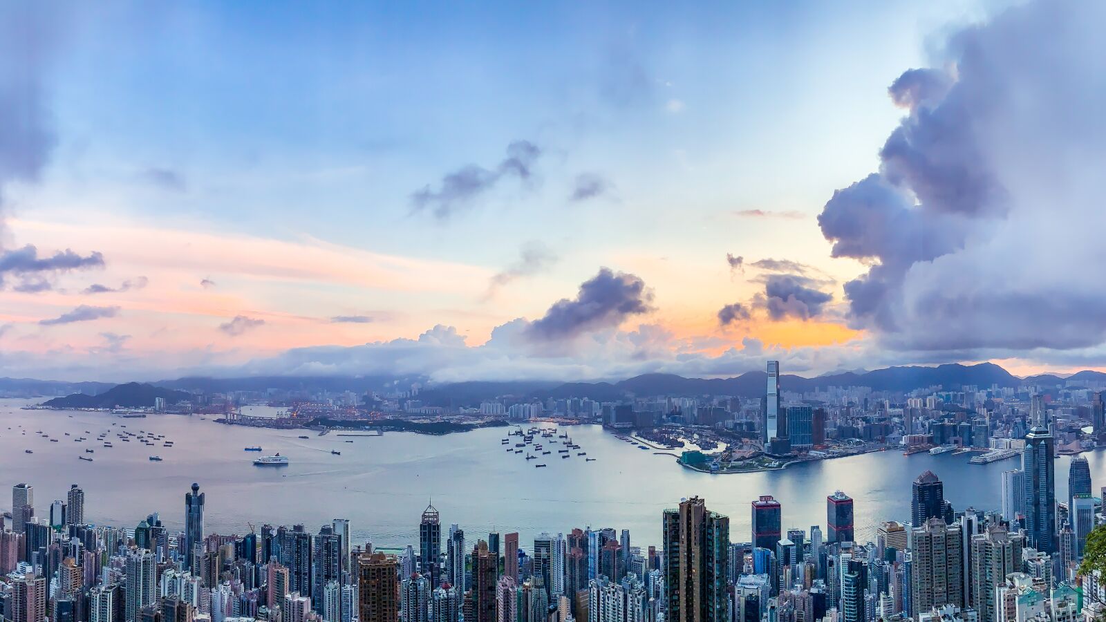 Apple iPhone XS Max sample photo. Hongkong, sunrise, city photography