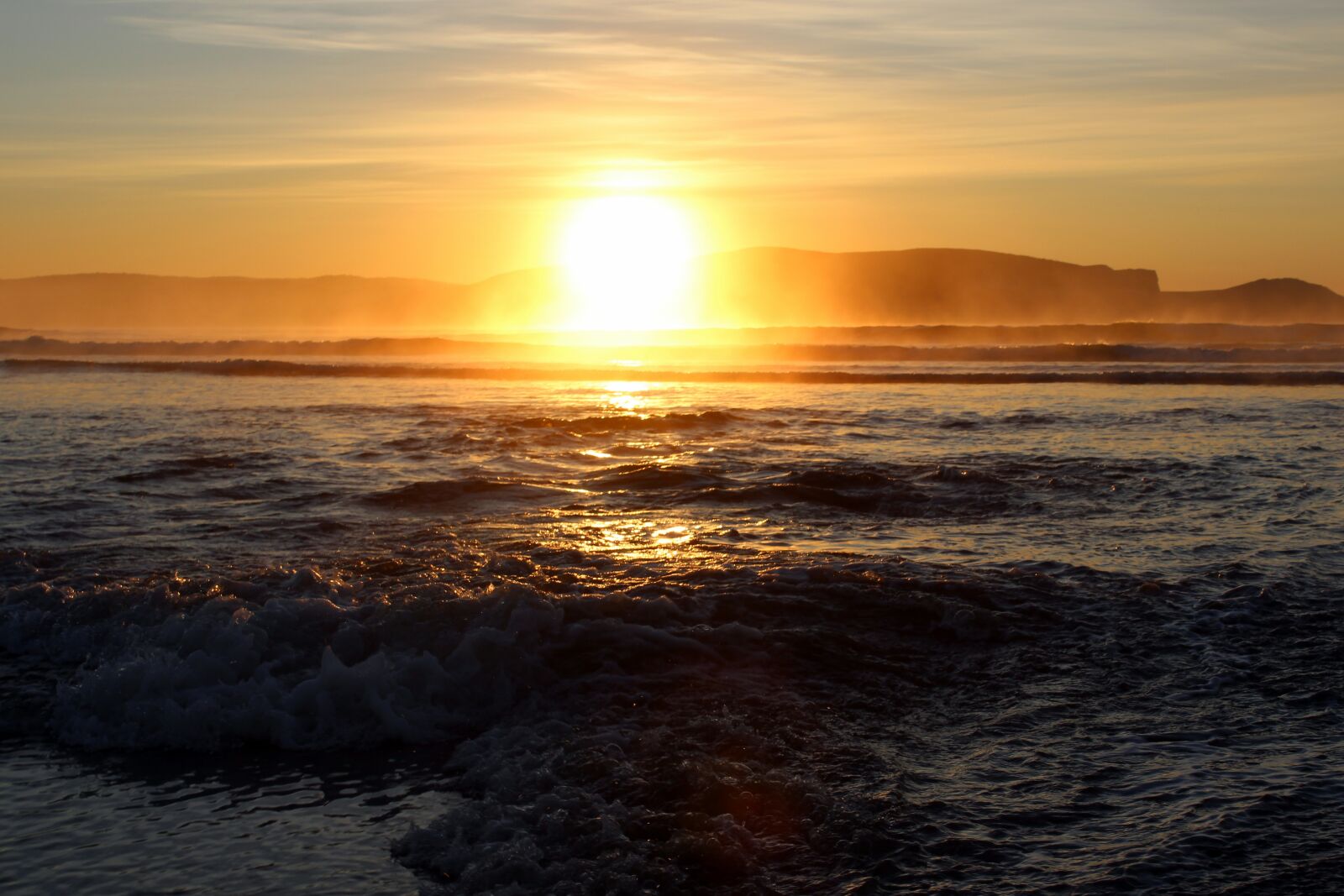 Canon EOS 600D (Rebel EOS T3i / EOS Kiss X5) sample photo. Sunrise, sea, beach photography