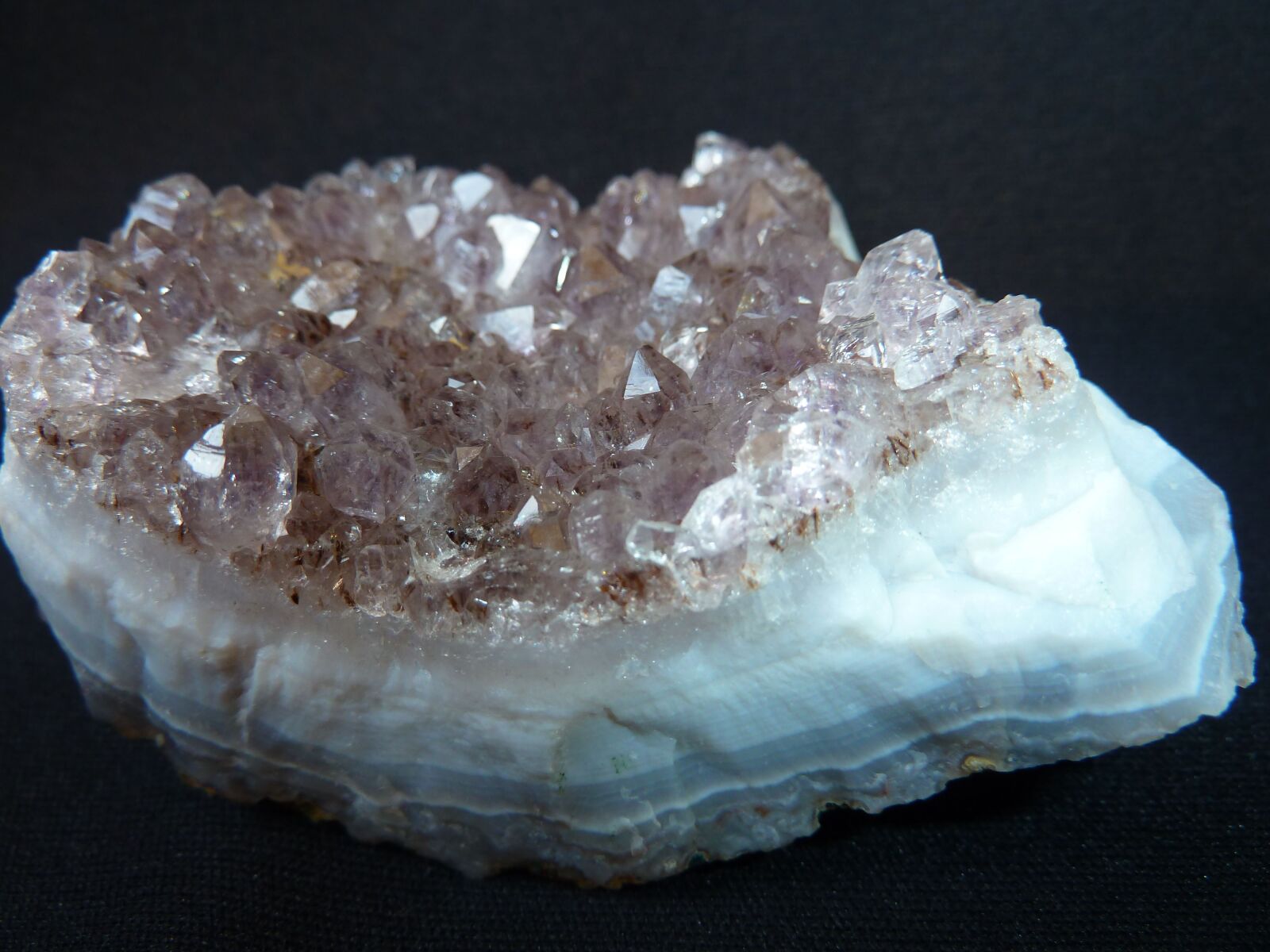 Panasonic Lumix DMC-ZS7 (Lumix DMC-TZ10) sample photo. Amethyst, agate, violet photography