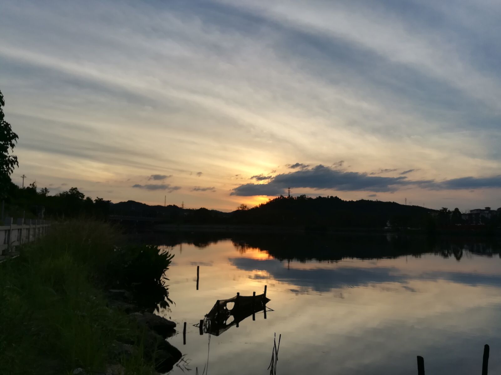 HUAWEI c??Eu?s 6X sample photo. Jiang, sunset, water photography