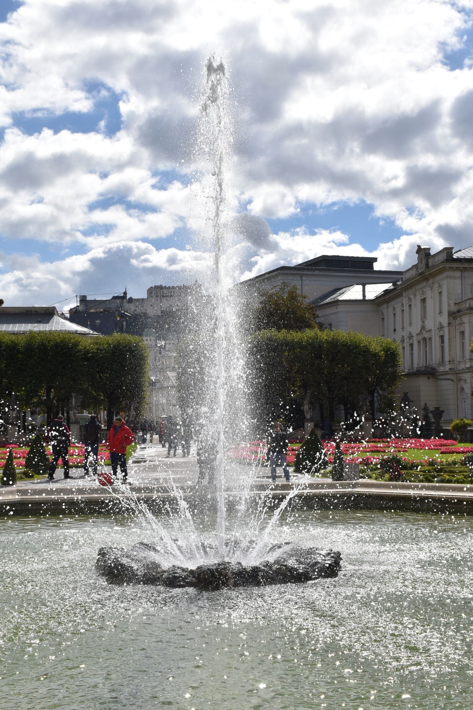 Nikon D5600 sample photo. Pond, fountain, park photography