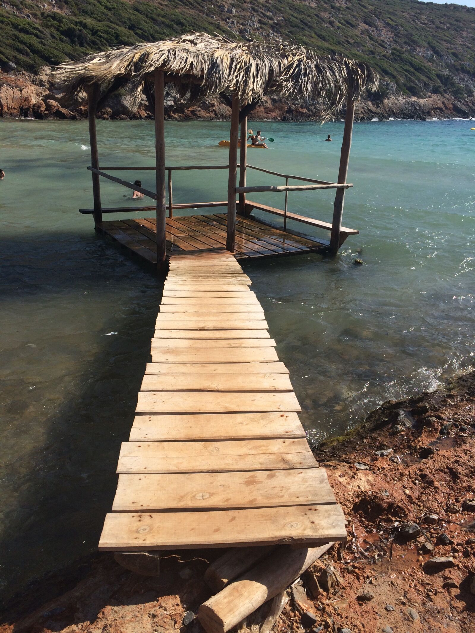 iPhone 5s back camera 4.15mm f/2.2 sample photo. Beach, relax, sea photography