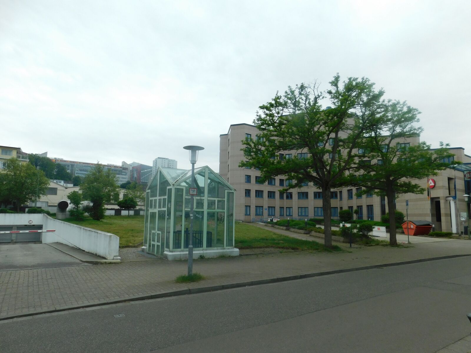 Nikon Coolpix B500 sample photo. Kaiserslautern, employment office, tree photography