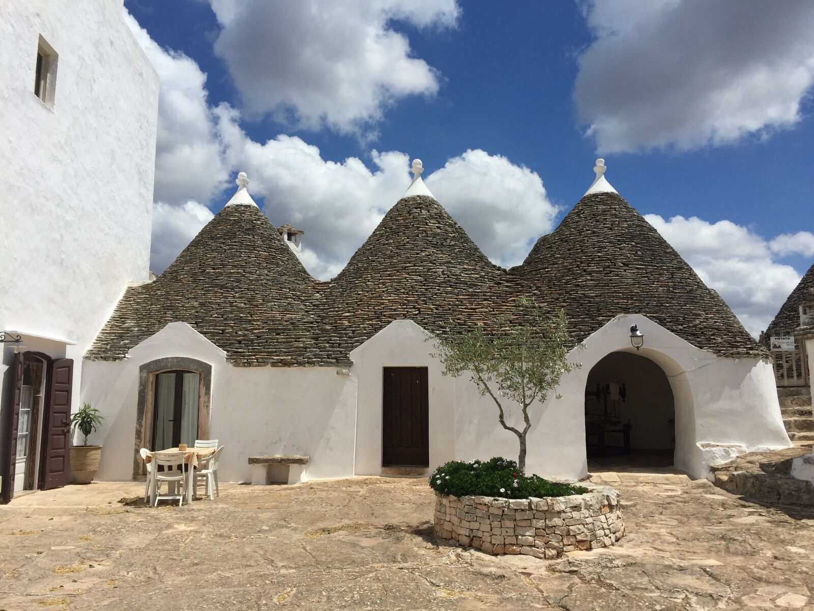 Apple iPhone 6 sample photo. Italy, architecture, tourism photography