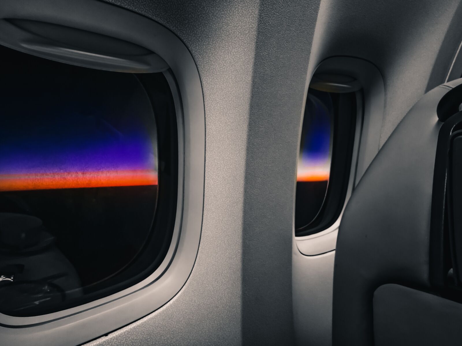 HUAWEI Mate 9 sample photo. Sunrise, airplane, night photography