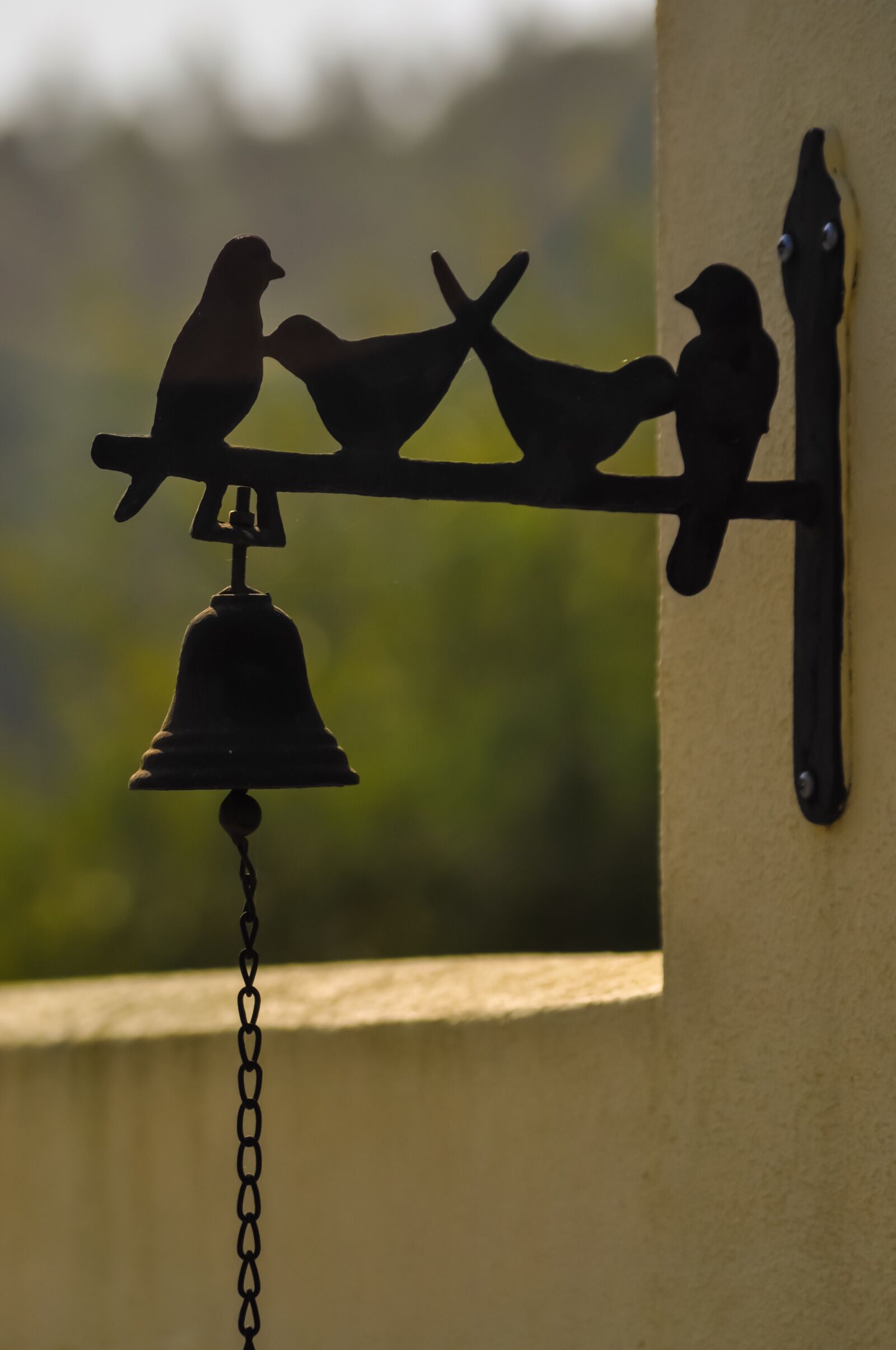Nikon D90 sample photo. Bell, birds, yellow photography