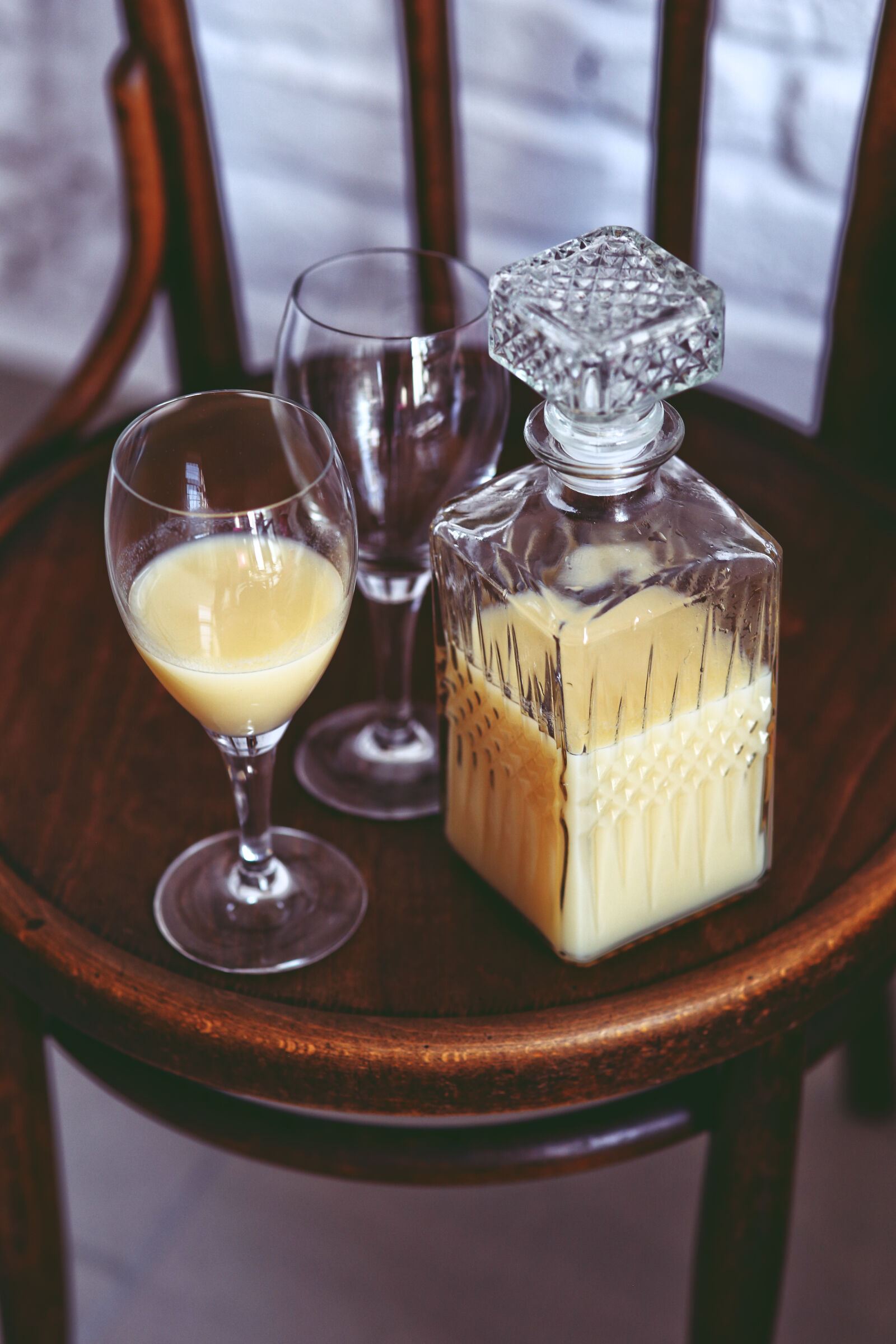 Canon EOS 6D sample photo. Banana, juice, in, carafe photography