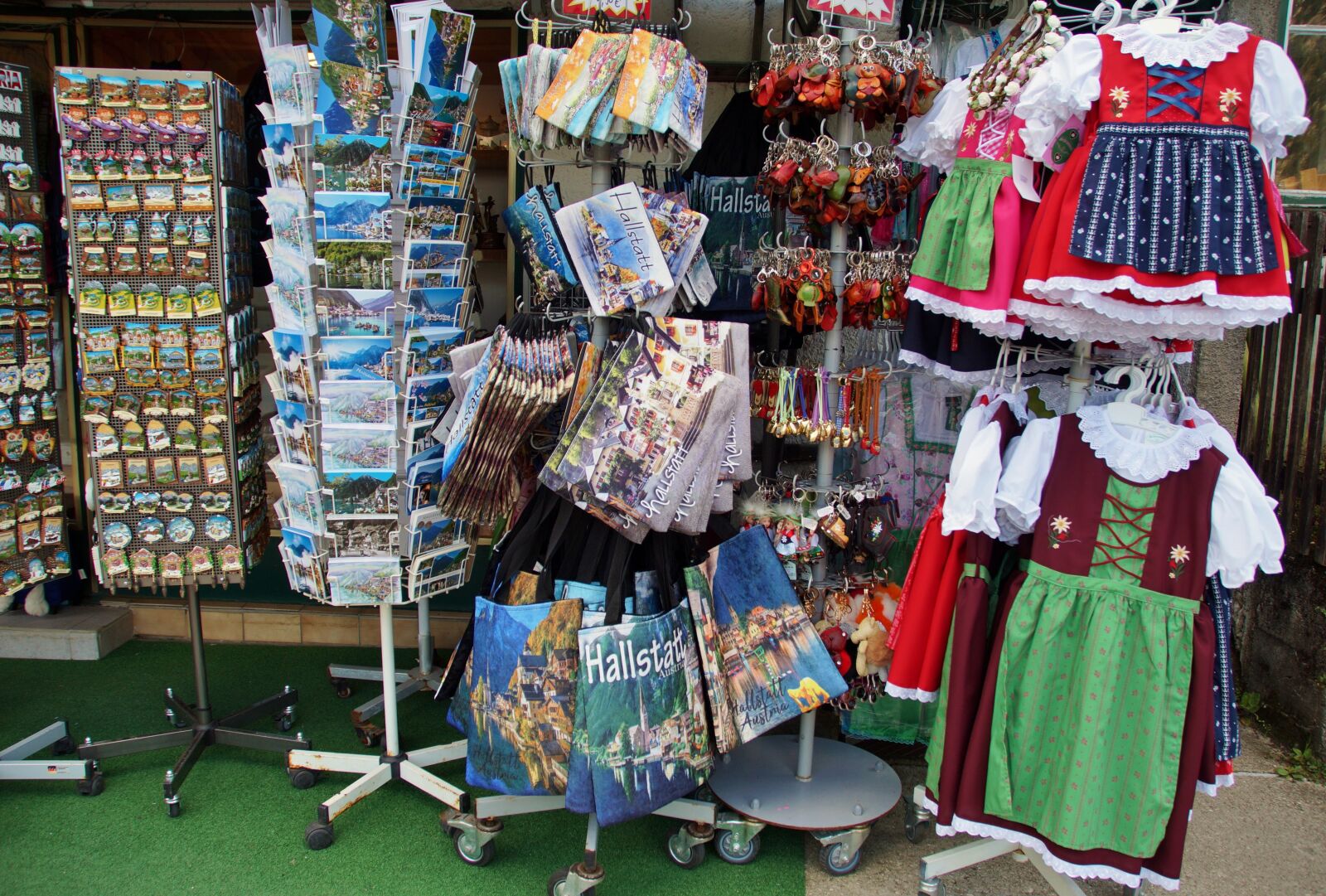 Sony SLT-A58 sample photo. Hallstatt, austria, souvenirs photography