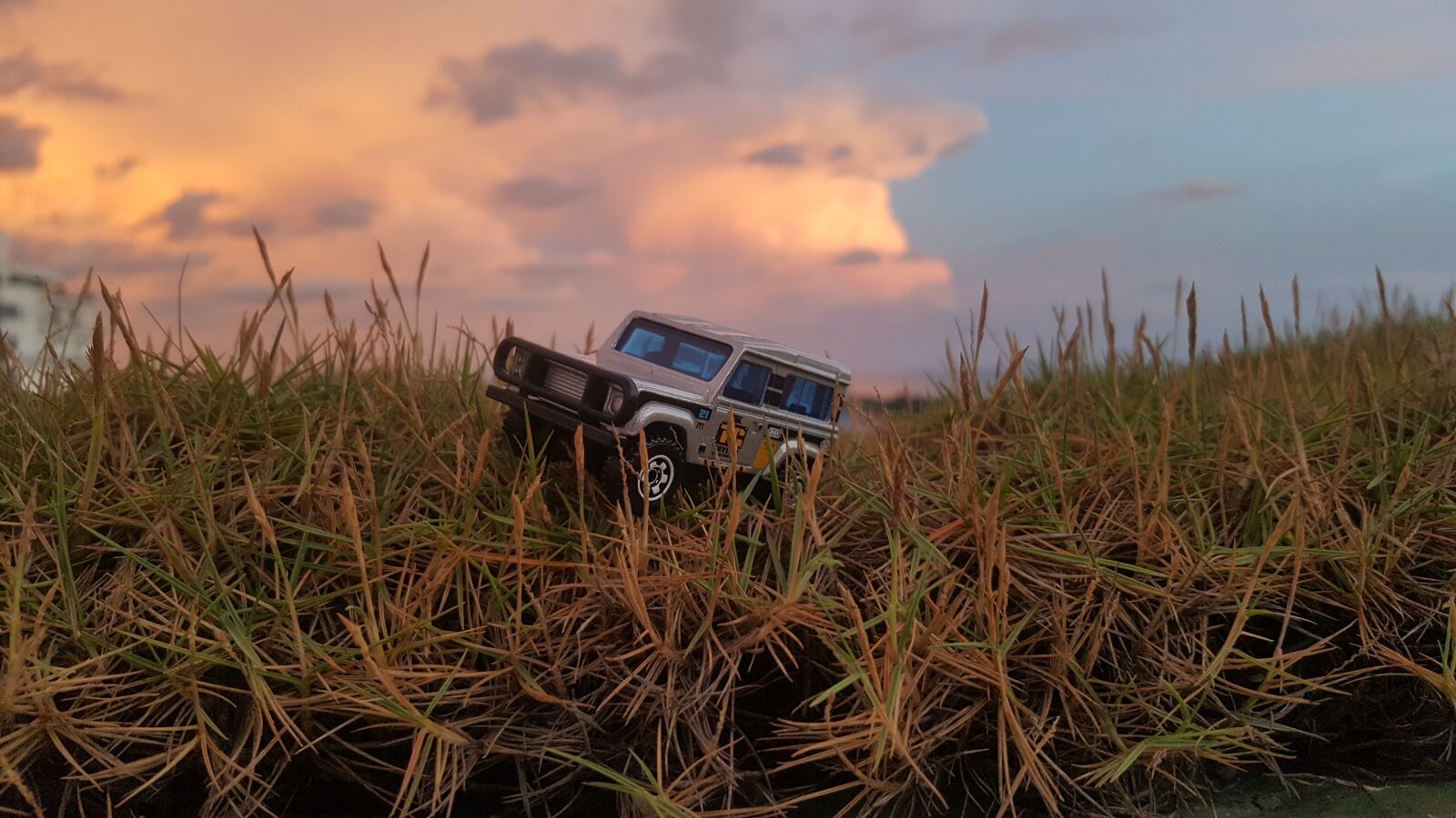 Samsung Galaxy Note5 sample photo. Toys, hotwheels, car photography