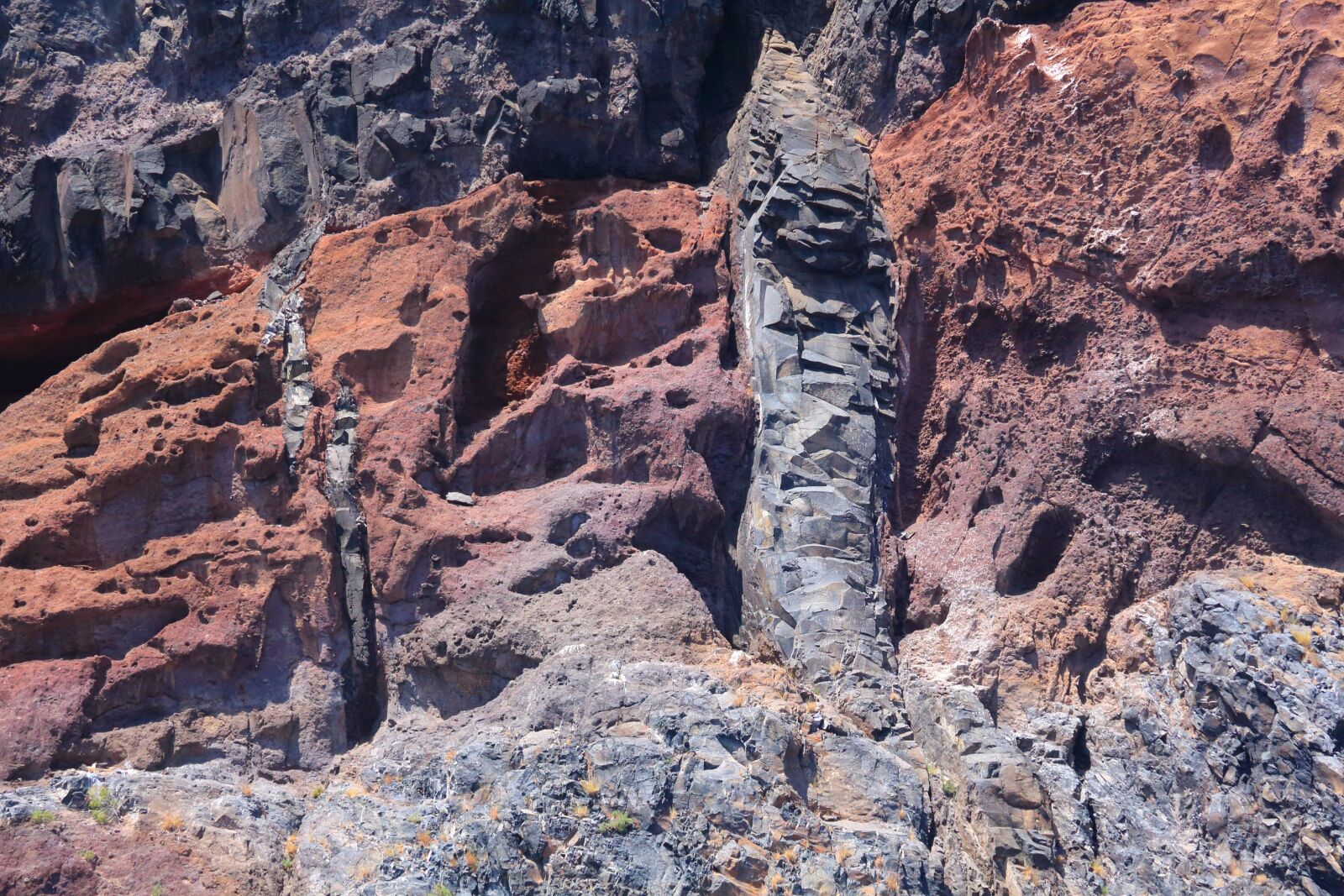 Canon EOS 650D (EOS Rebel T4i / EOS Kiss X6i) sample photo. Tenerife, volcanic, volcanic rock photography