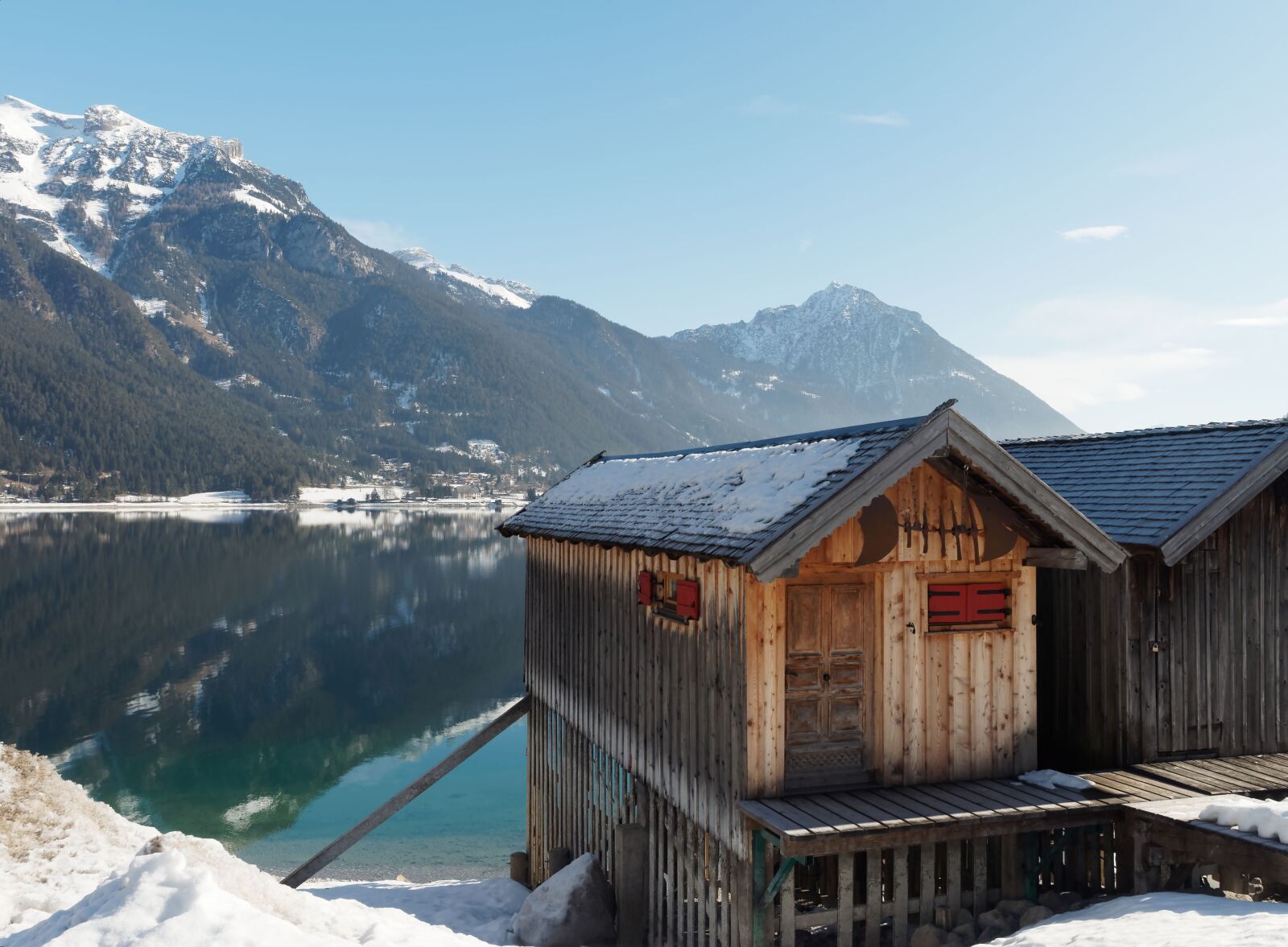 Olympus OM-D E-M1 + Olympus M.Zuiko Digital ED 12-40mm F2.8 Pro sample photo. Lake, austria, mountains photography