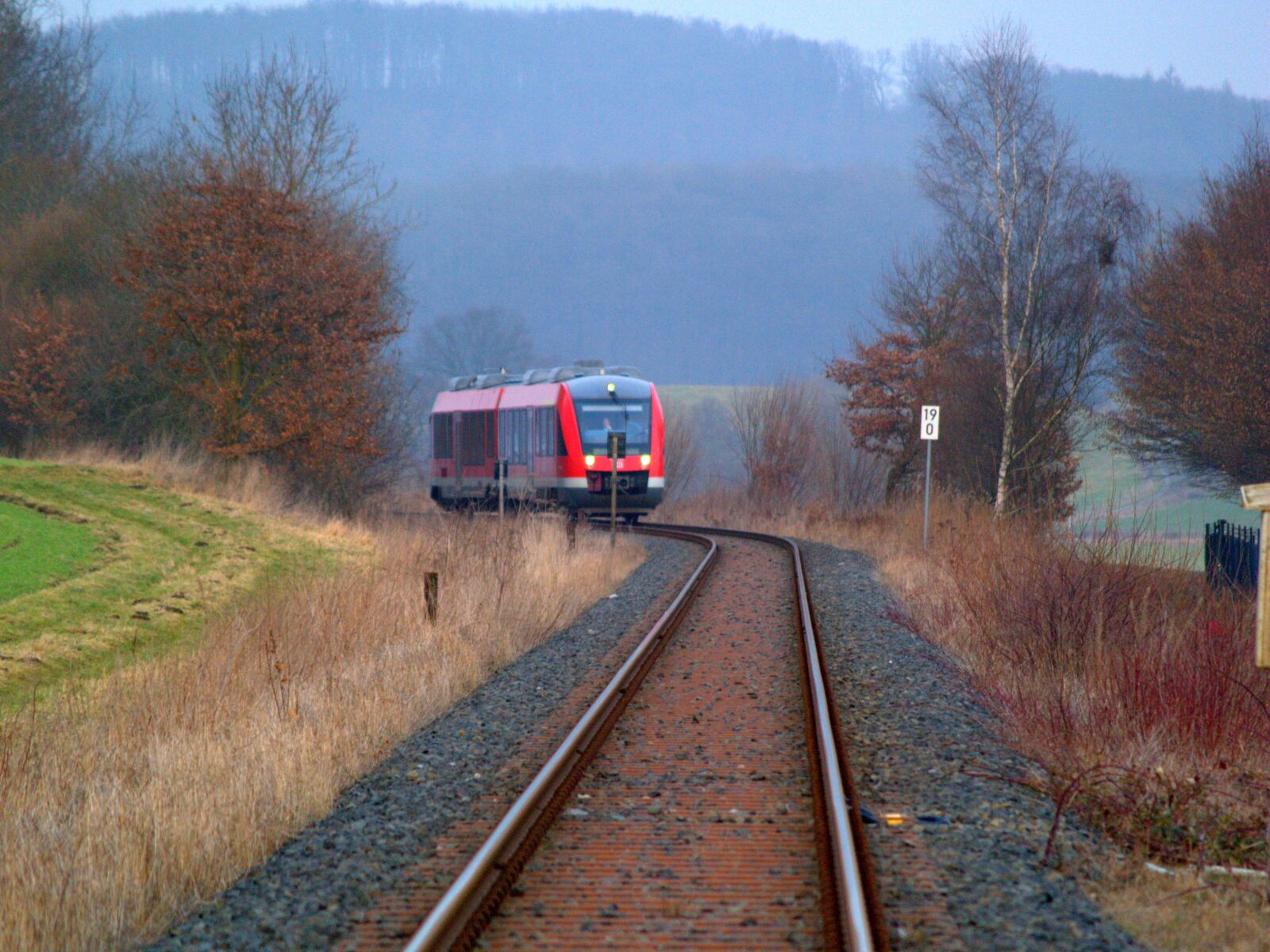Olympus E-500 (EVOLT E-500) sample photo. Railway line, railway, train photography