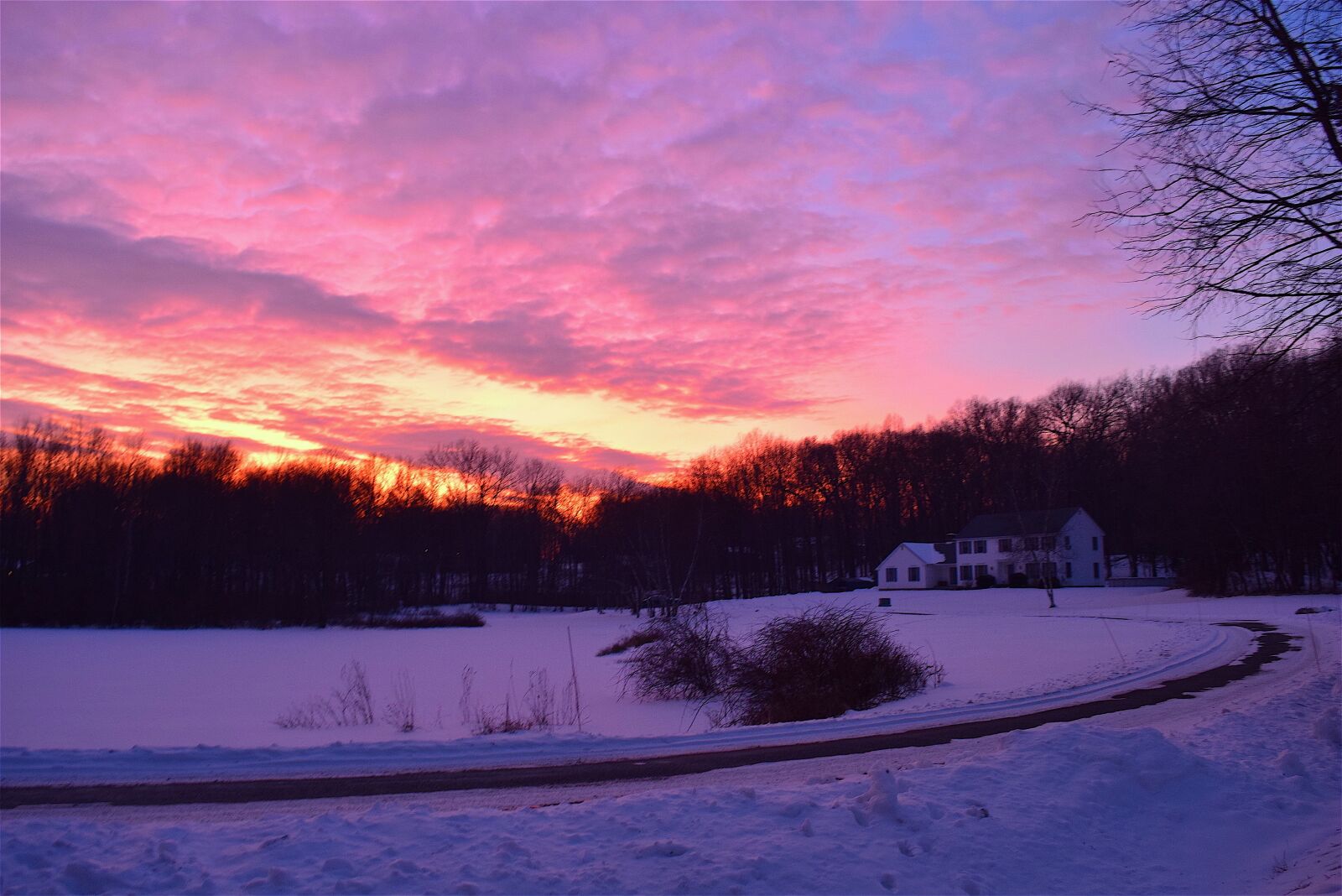 Nikon D3300 sample photo. Sunset, house, snow photography