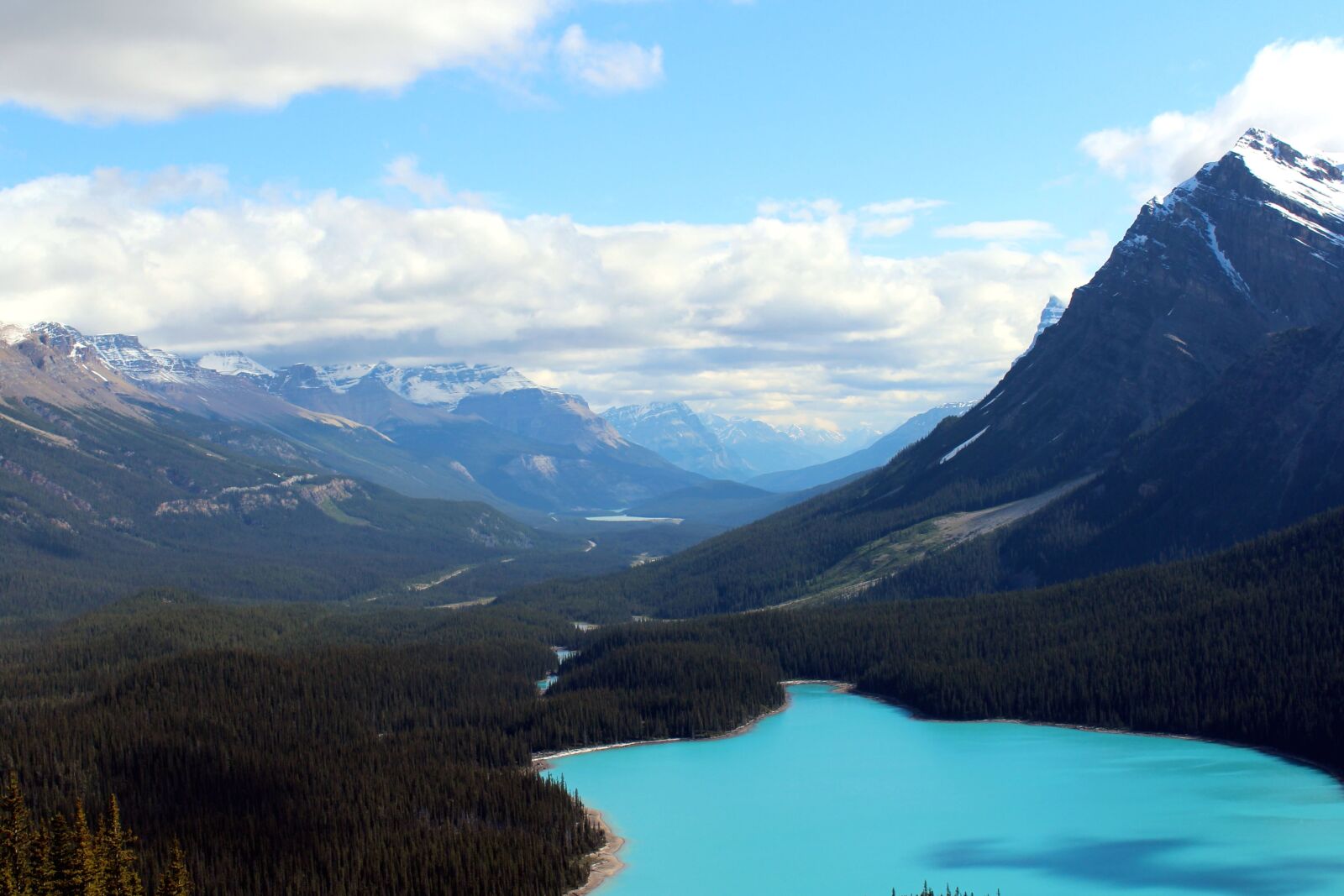 Canon EOS 650D (EOS Rebel T4i / EOS Kiss X6i) sample photo. Mountain, trees, valley, water photography