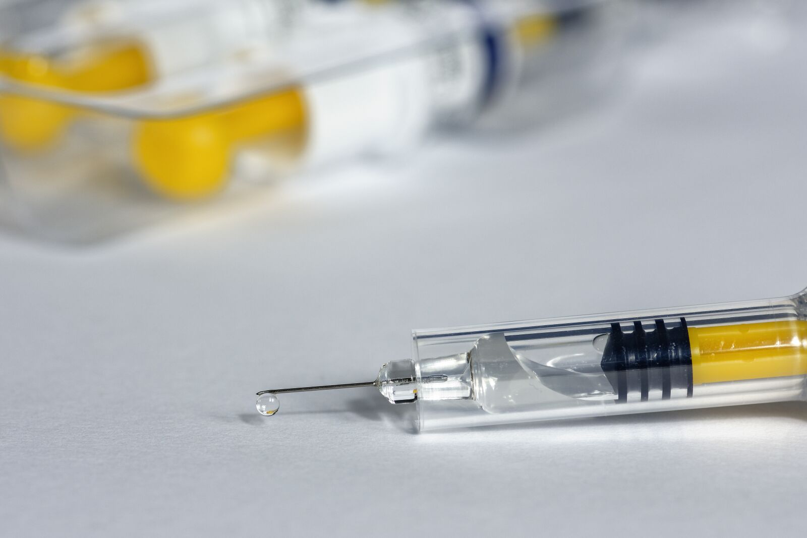 Nikon D7200 sample photo. Syringe, injection, medical photography