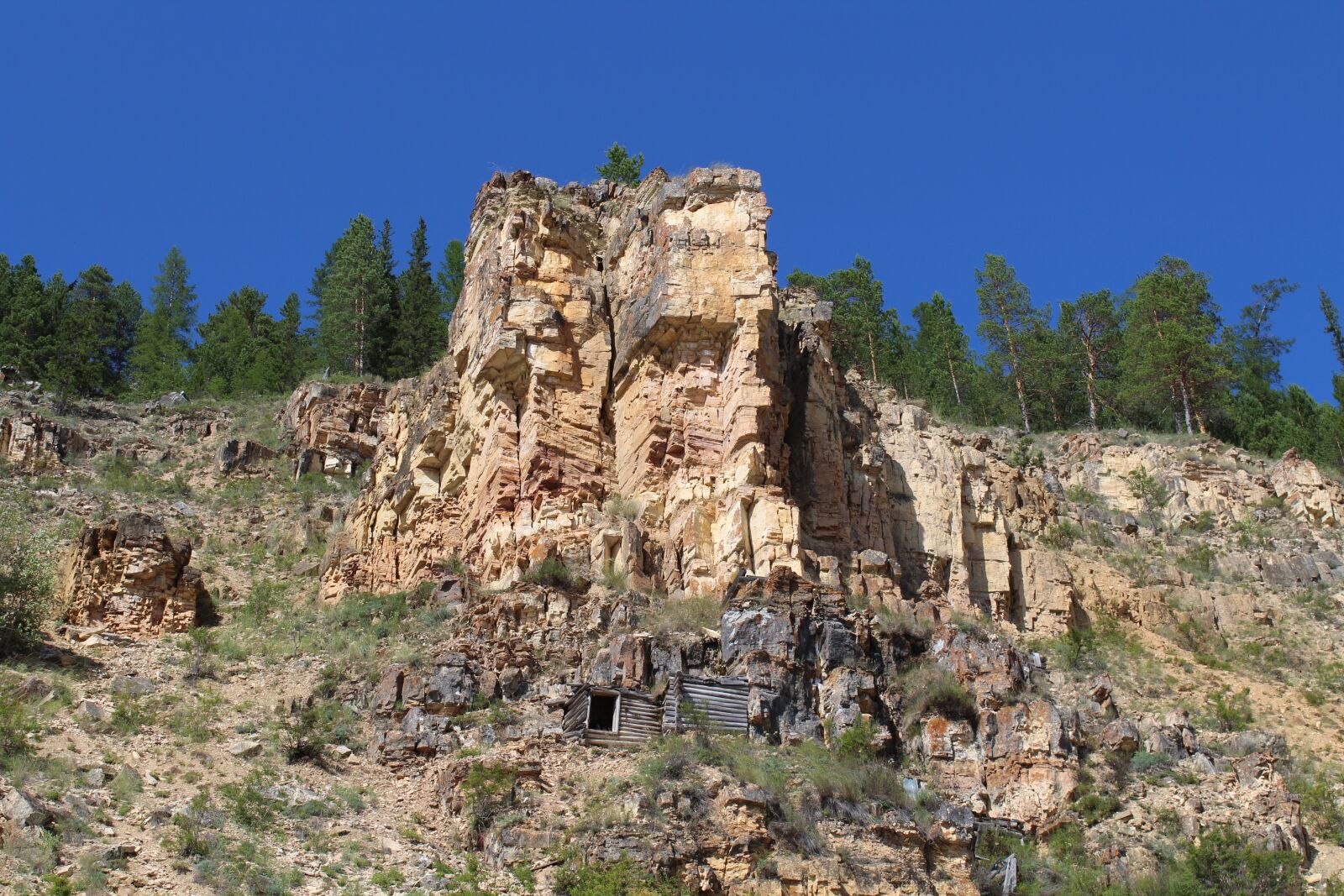 Canon EOS 1300D (EOS Rebel T6 / EOS Kiss X80) sample photo. Landscape, rocks, nature photography