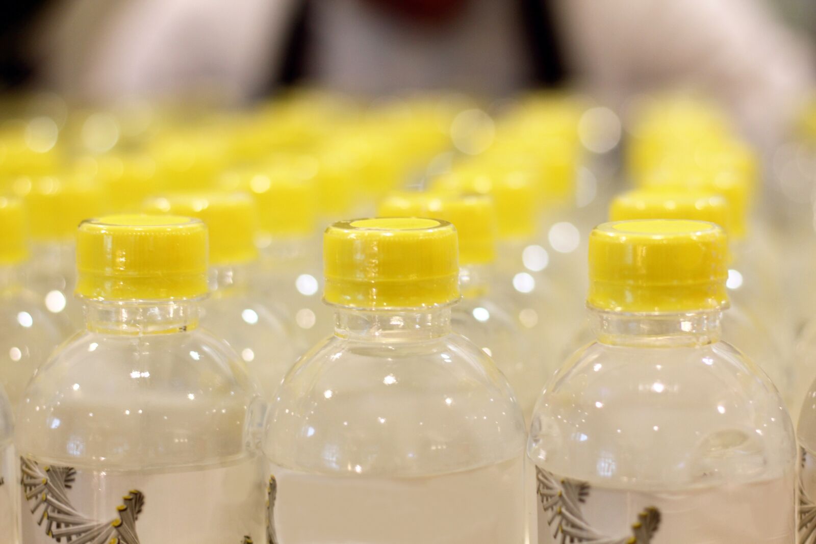 Canon EOS 550D (EOS Rebel T2i / EOS Kiss X4) sample photo. Bottle of water, packaging photography