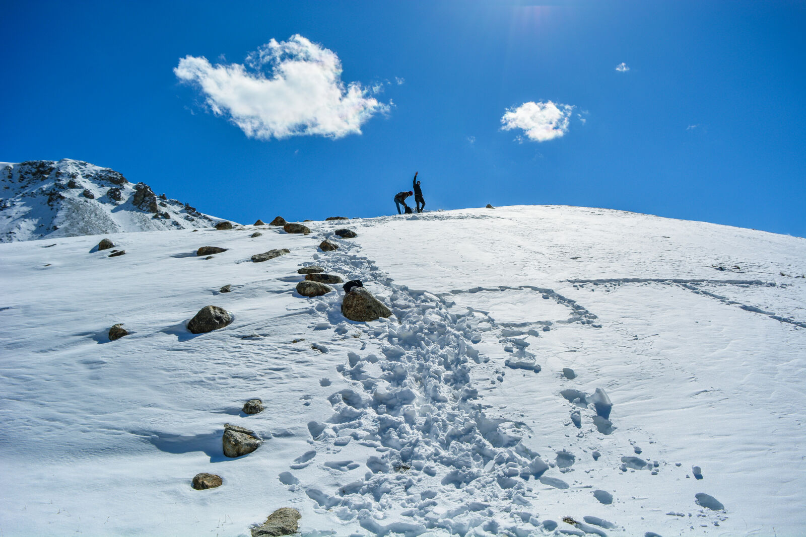 Nikon D5200 sample photo. Fresh, snow, hiking, morning photography
