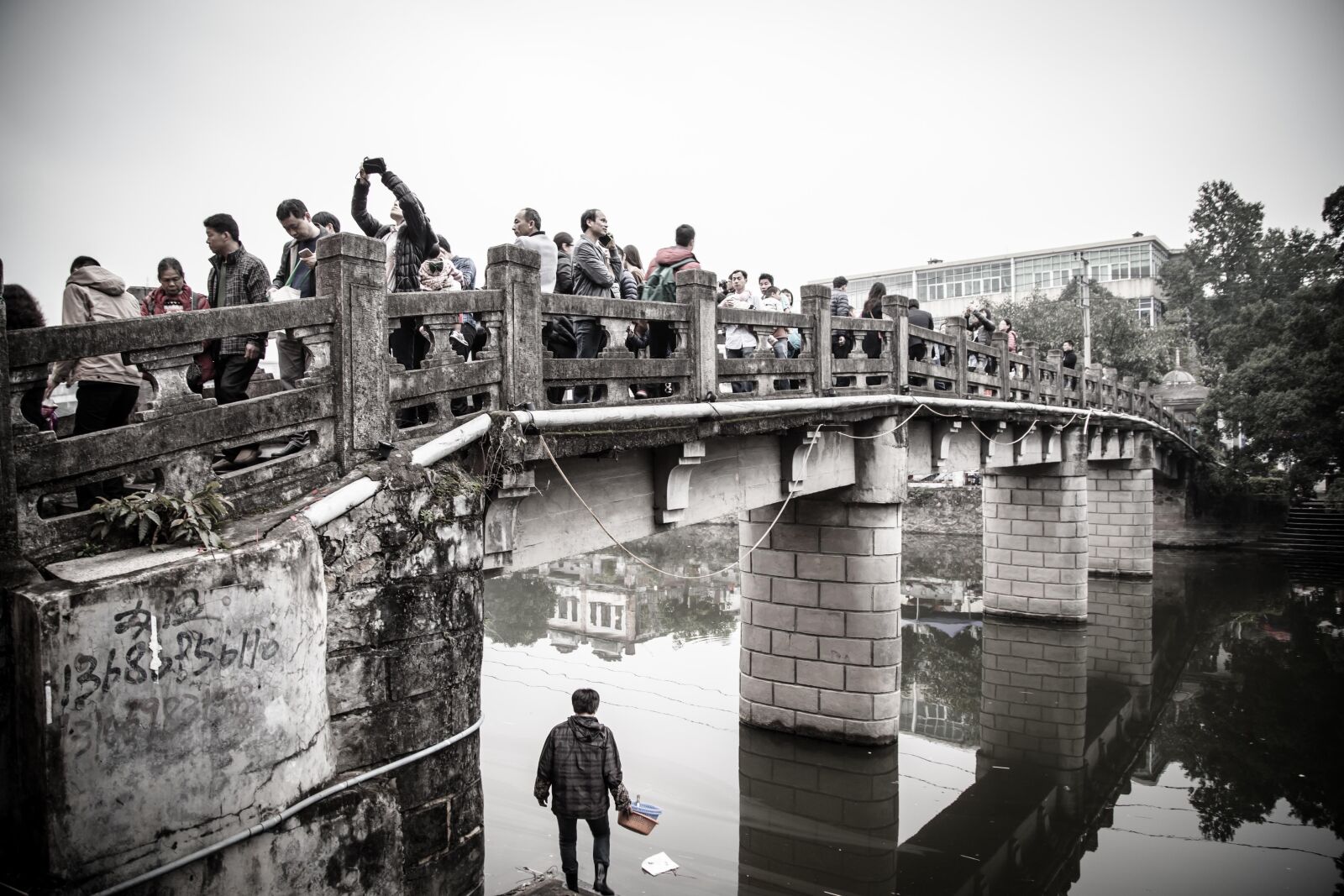 Canon EOS 6D + Canon EF 24-105mm F4L IS USM sample photo. Bridge, human, china photography