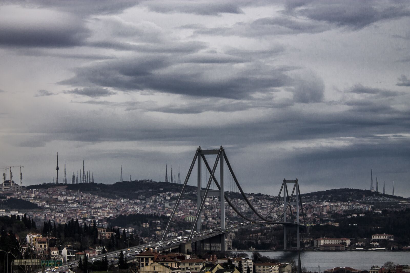 Canon EOS 1100D (EOS Rebel T3 / EOS Kiss X50) sample photo. Bosphorus, istanbul, throat photography