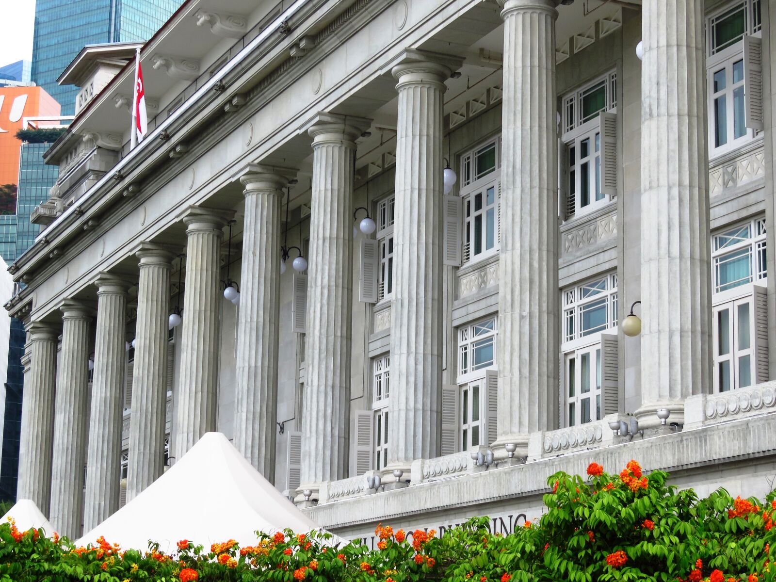 Canon PowerShot SX60 HS sample photo. Singapore, building, city hall photography