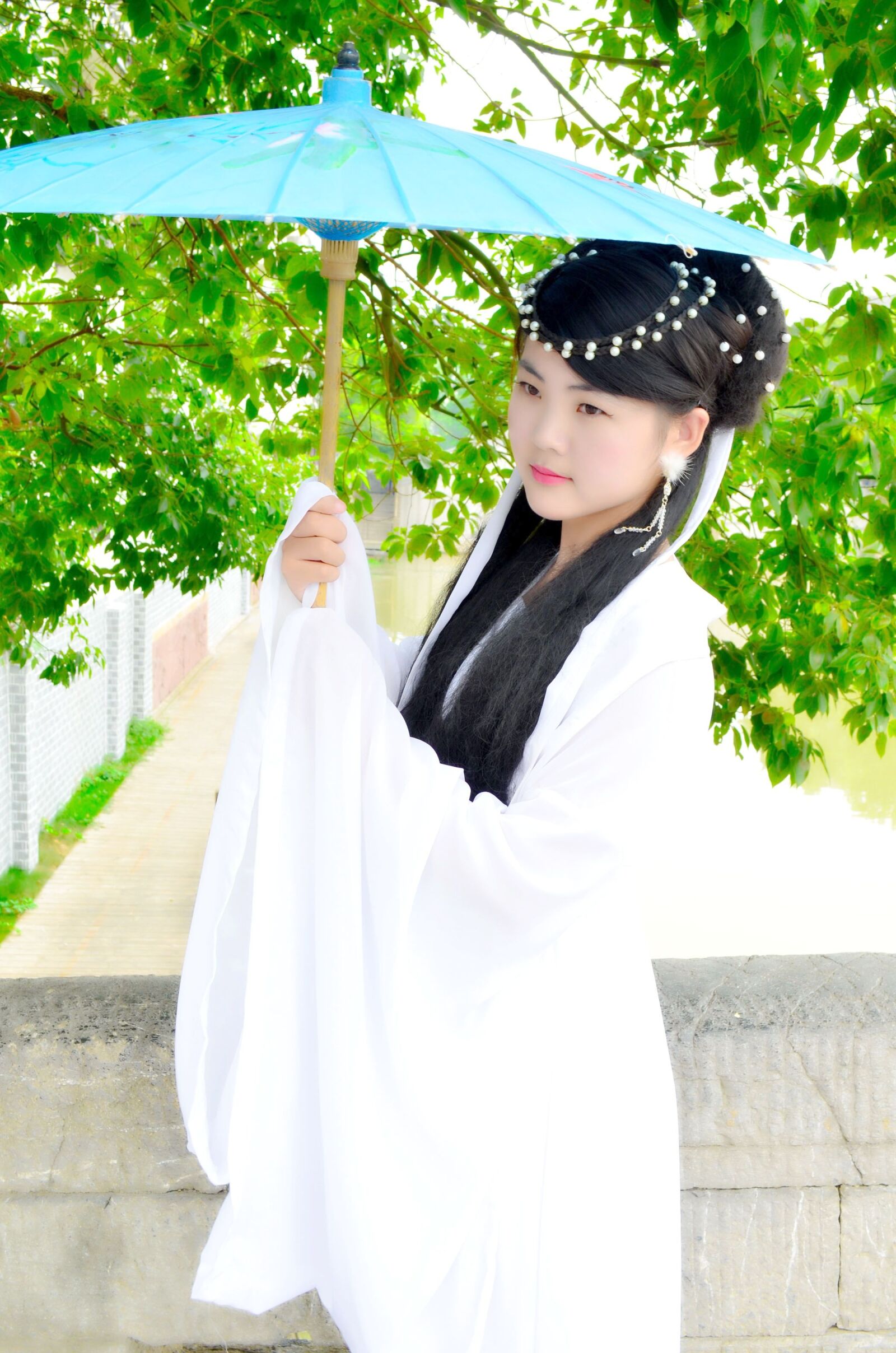 Nikon D5100 sample photo. Paper umbrella, ancient costume photography