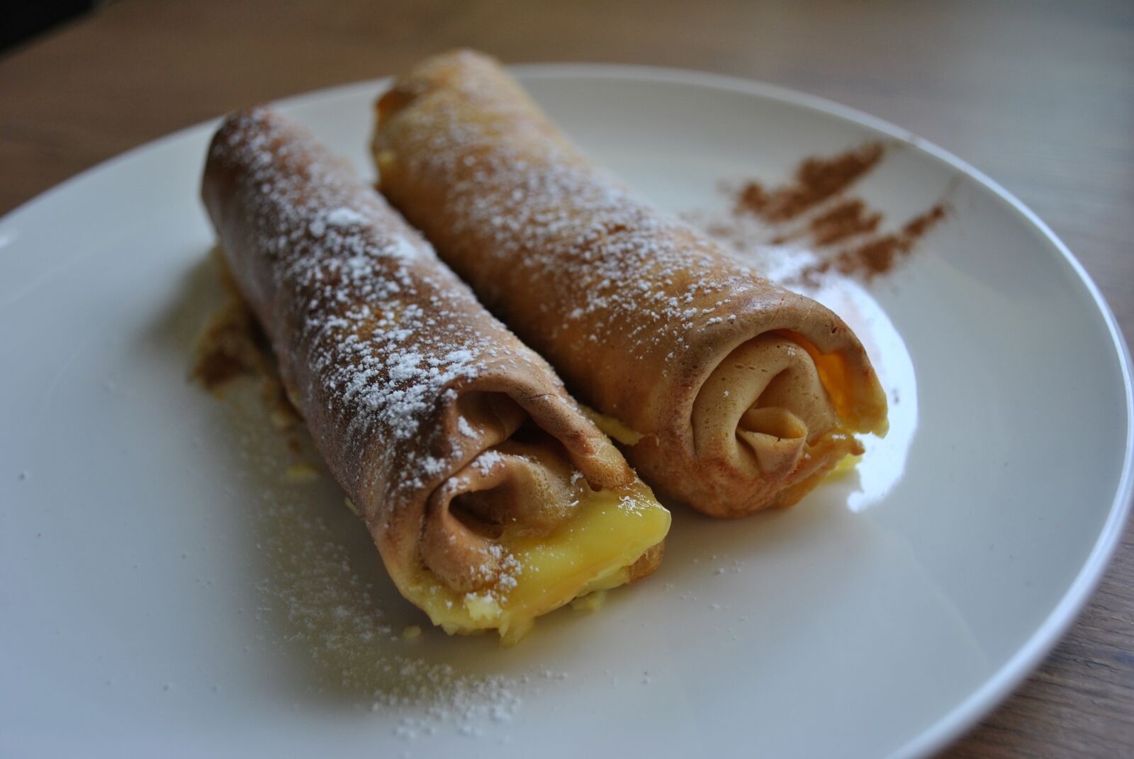 Nikon D3000 sample photo. Pear, pancakes, food photography