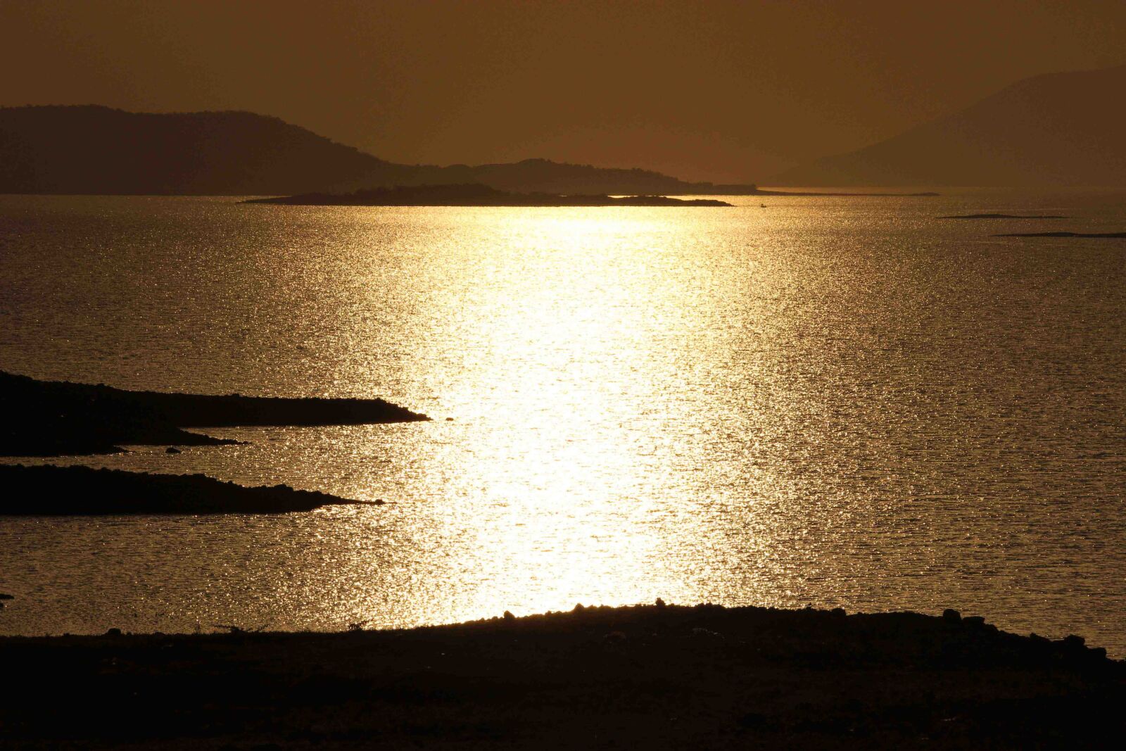 Canon EOS 600D (Rebel EOS T3i / EOS Kiss X5) sample photo. Landscape, evening, nature photography
