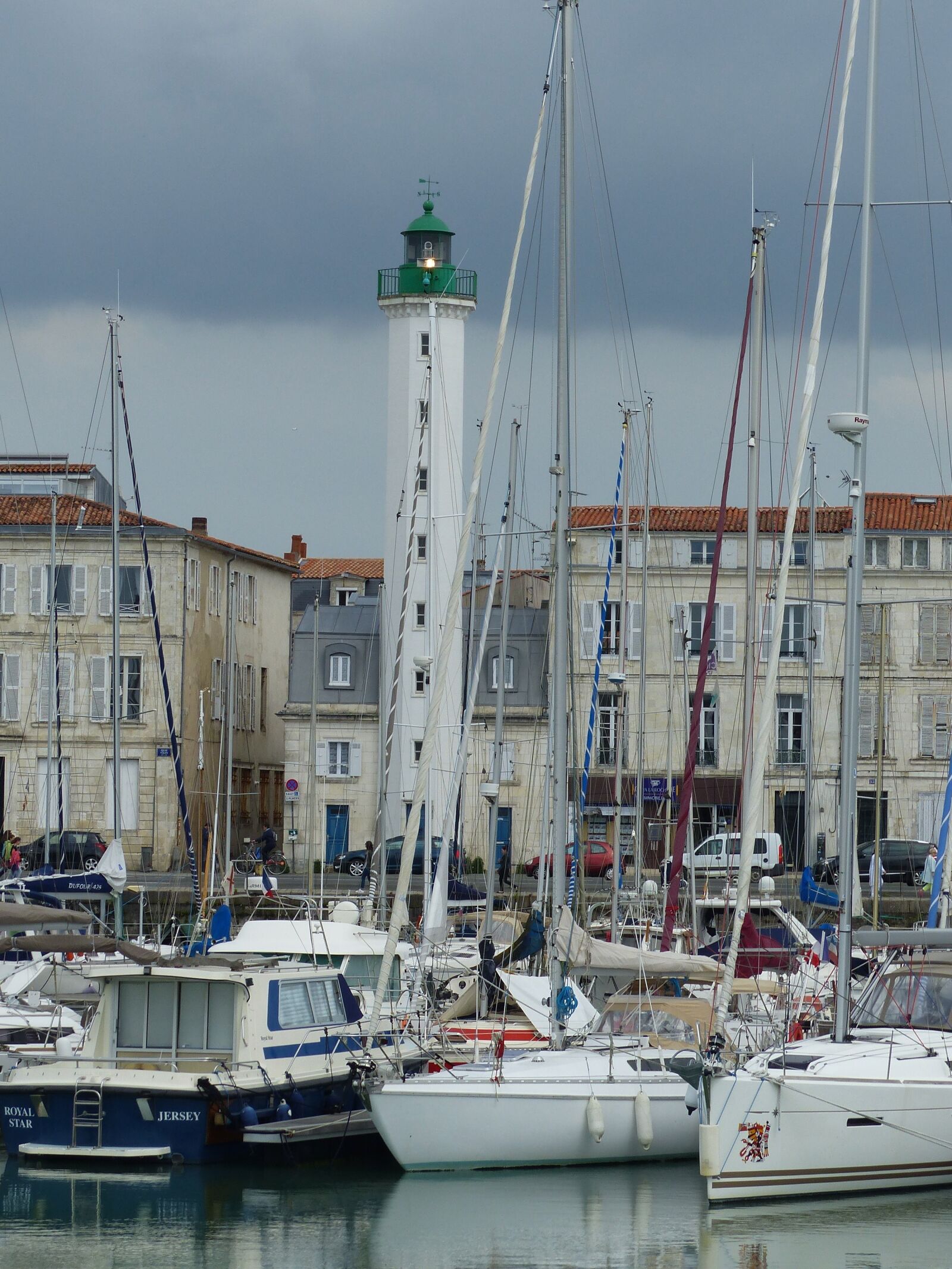 Panasonic Lumix DMC-FZ200 sample photo. Lighthouse, beacon, navigation photography