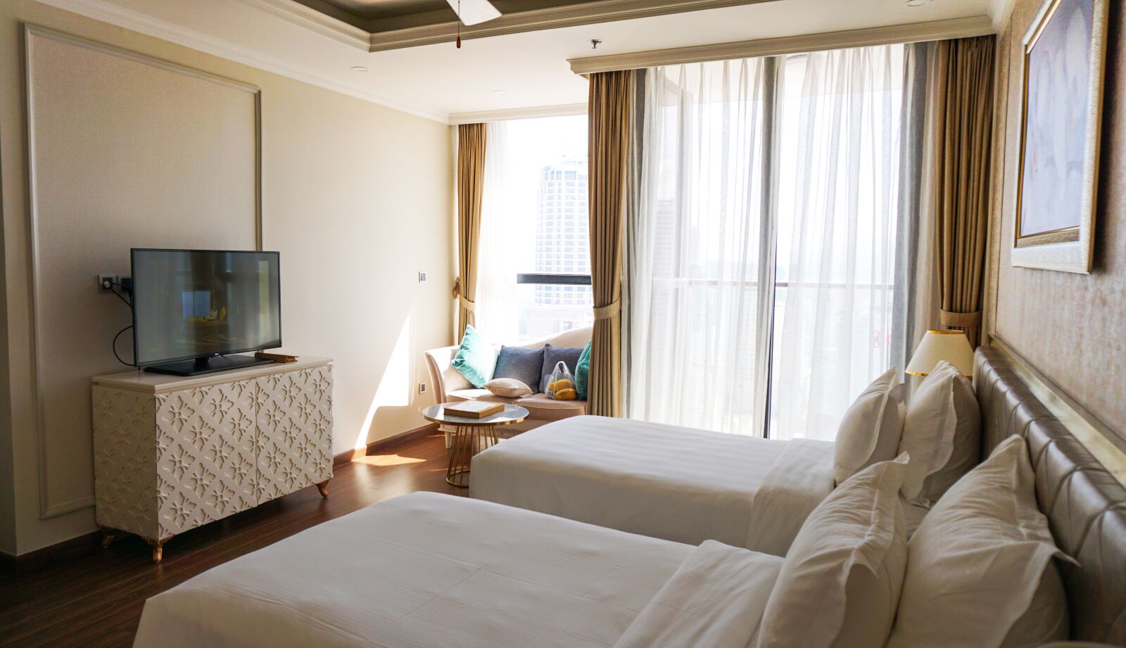 Sony a6000 sample photo. Hotel room, double room photography